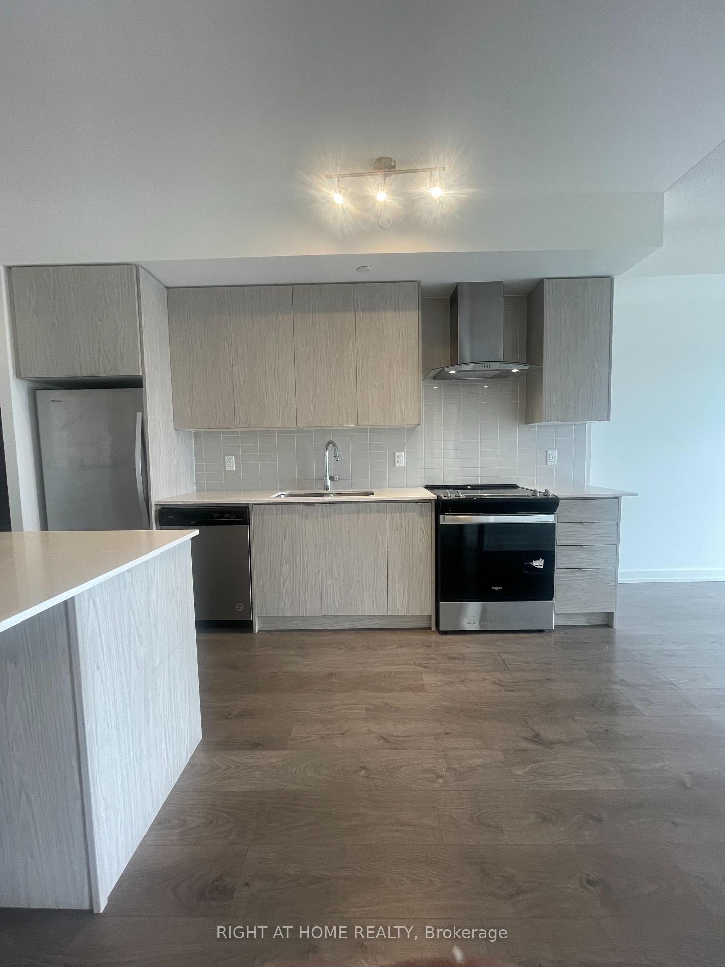 Photo 17 of Unit 1505, 55 Duke Street W, Kitchener, City Commercial Core — HOMEH
