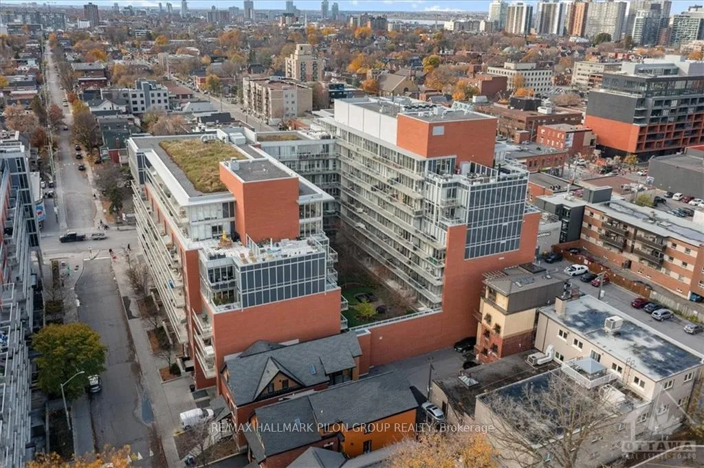 Front of Unit 527, 349 Mcleod Street
