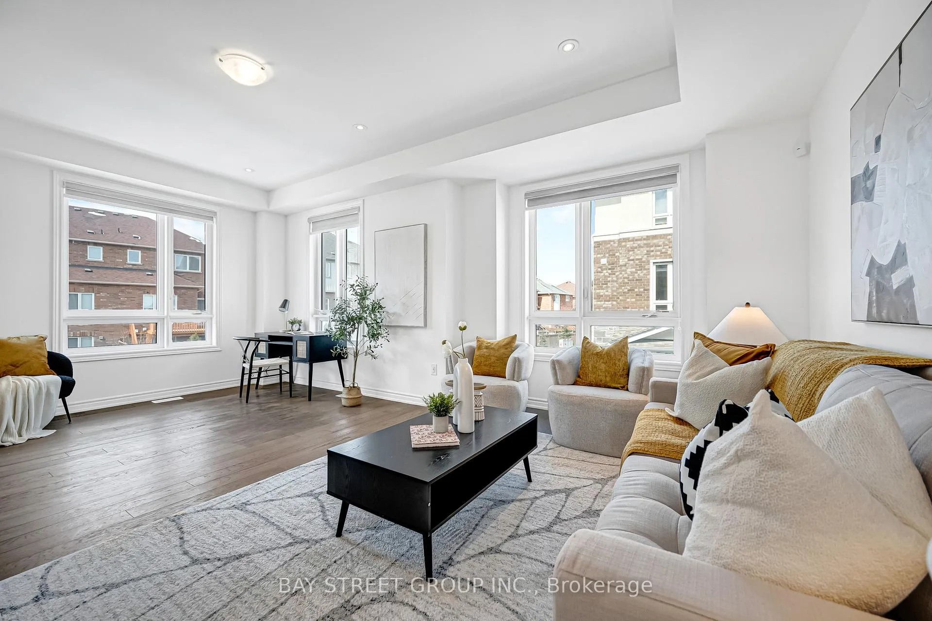 Photo 7 of 61 Massachusetts Lane, Markham, Wismer — HOMEH