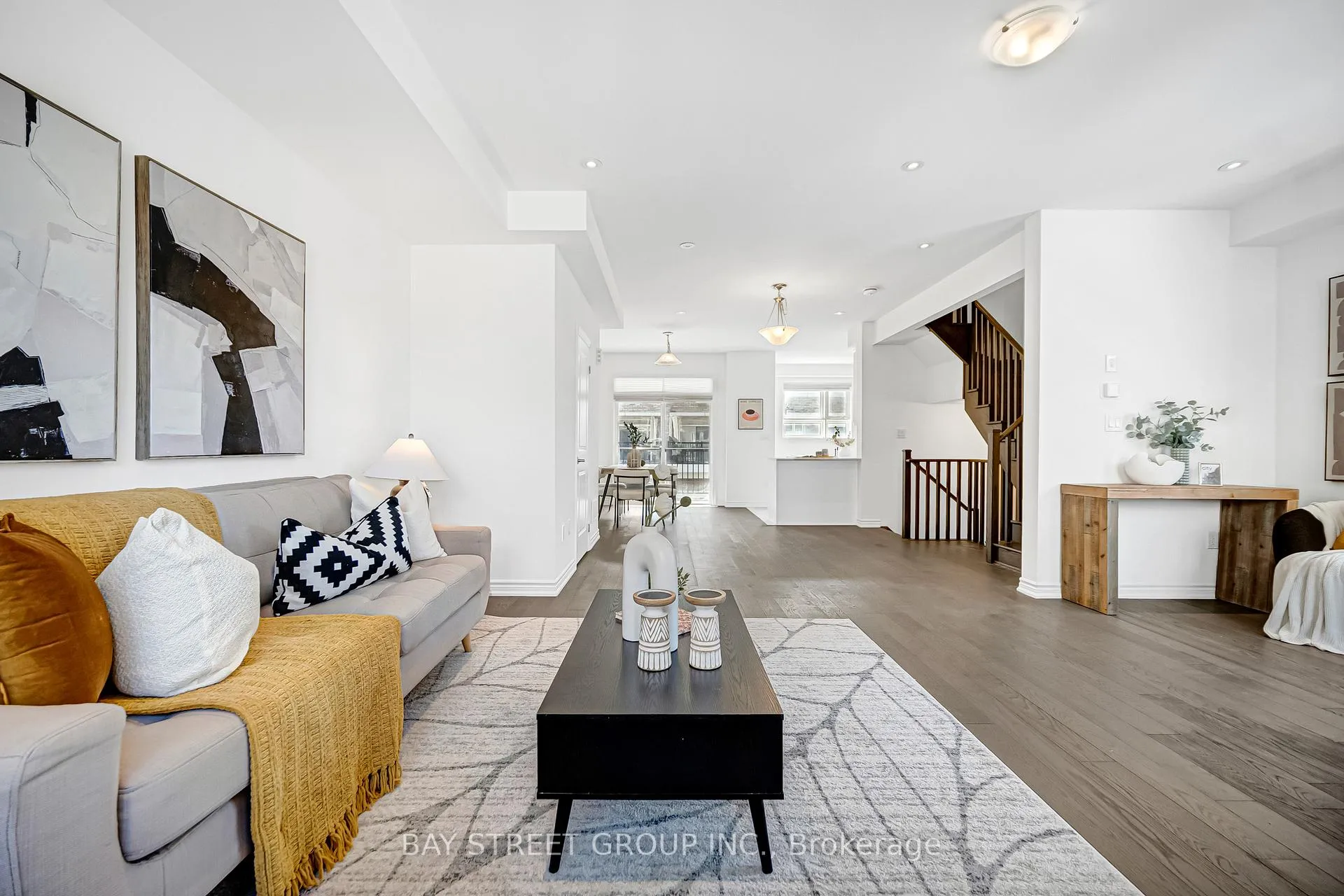 Photo 9 of 61 Massachusetts Lane, Markham, Wismer — HOMEH
