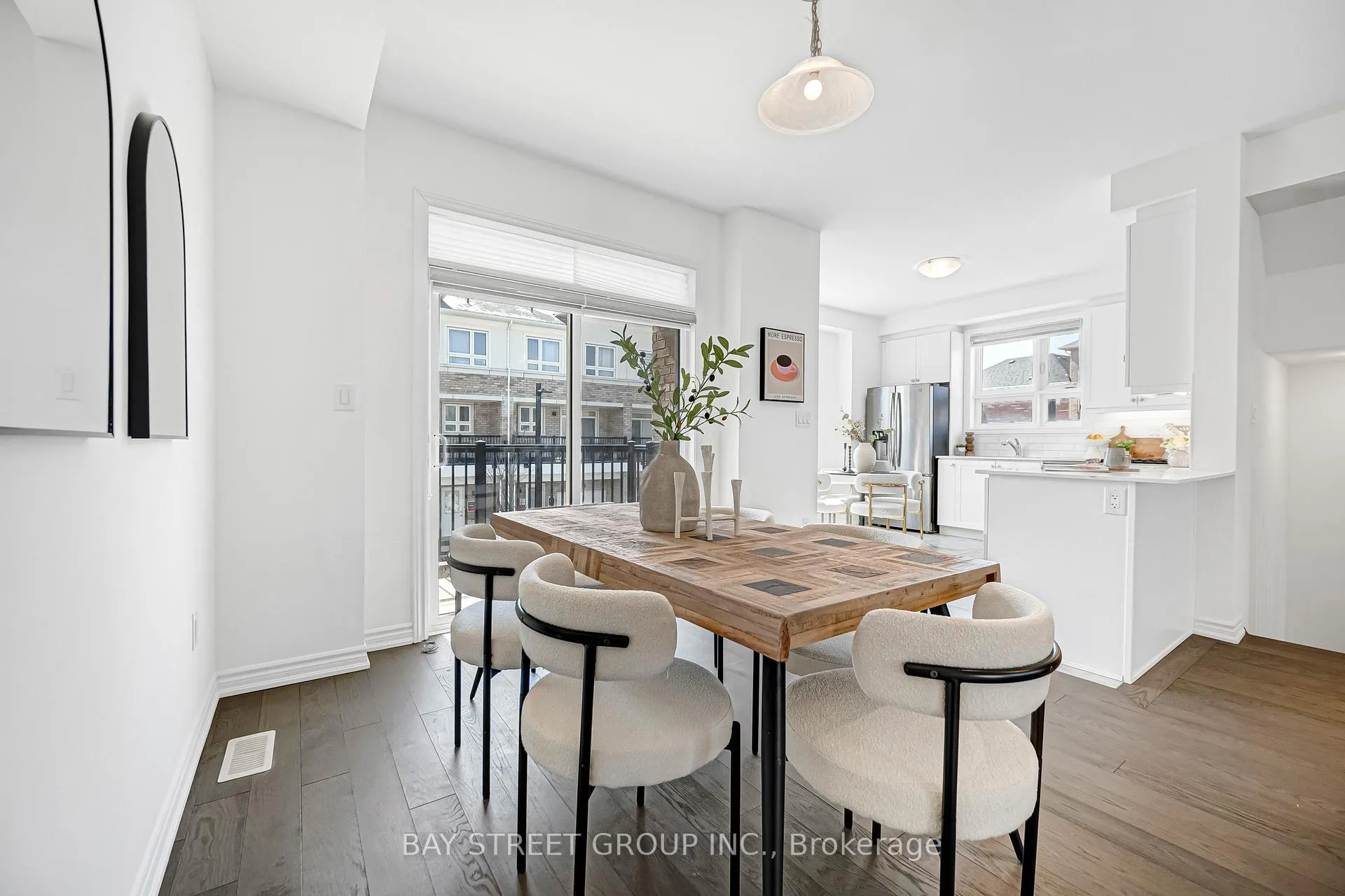 Photo 10 of 61 Massachusetts Lane, Markham, Wismer — HOMEH