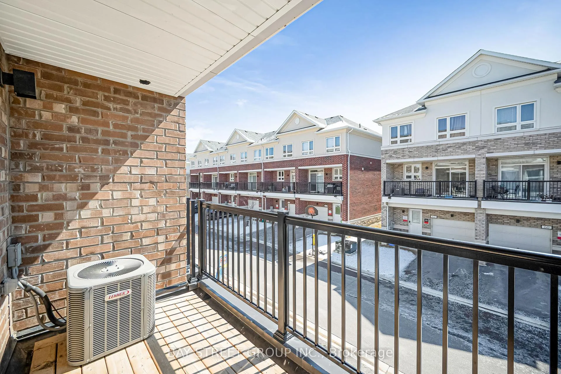Photo 22 of 61 Massachusetts Lane, Markham, Wismer — HOMEH