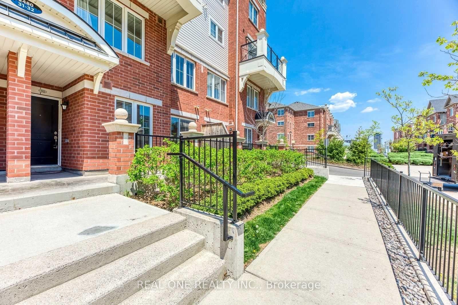Photo 4 of Unit 31, 2480 Post Road, Oakville, River Oaks — HOMEH