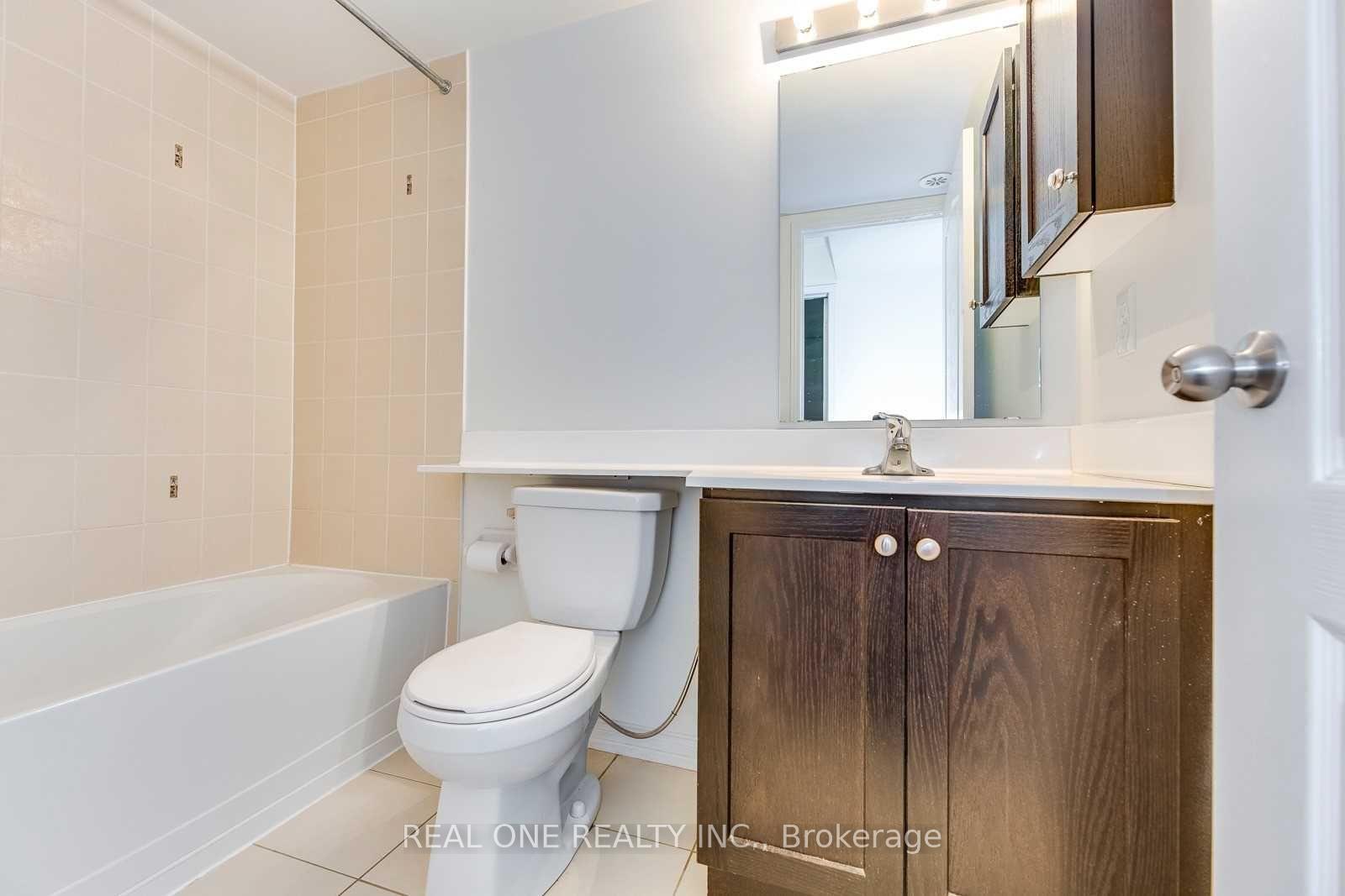 Photo 22 of Unit 31, 2480 Post Road, Oakville, River Oaks — HOMEH