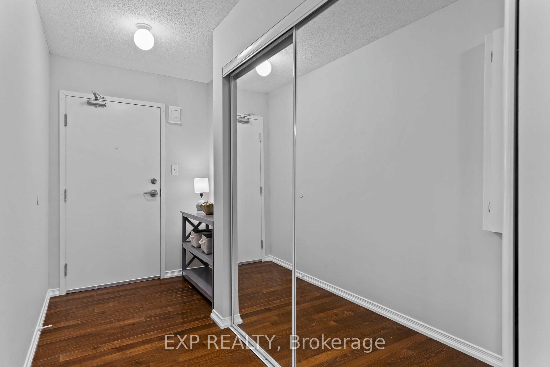 Photo 3 of Unit 1, 15 Cheltenham Road, Barrie, Georgian Drive — HOMEH