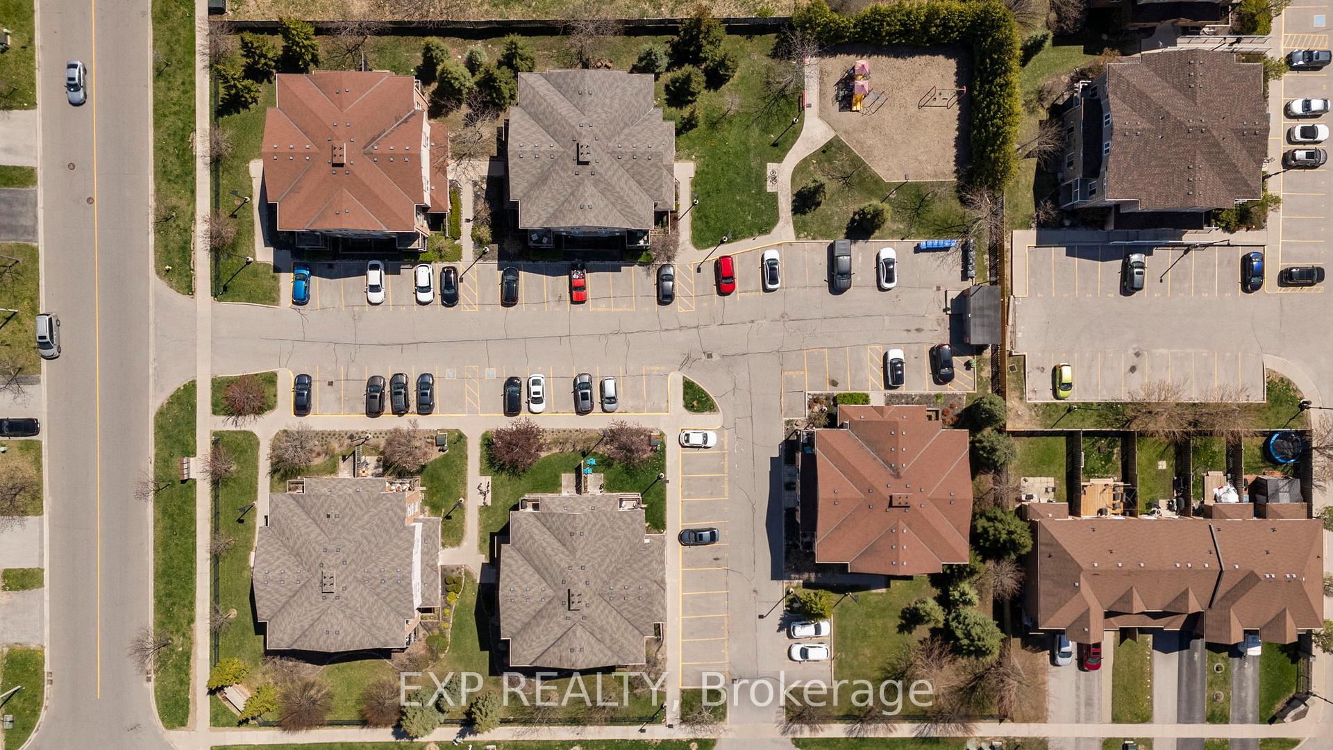 Photo 16 of Unit 1, 15 Cheltenham Road, Barrie, Georgian Drive — HOMEH