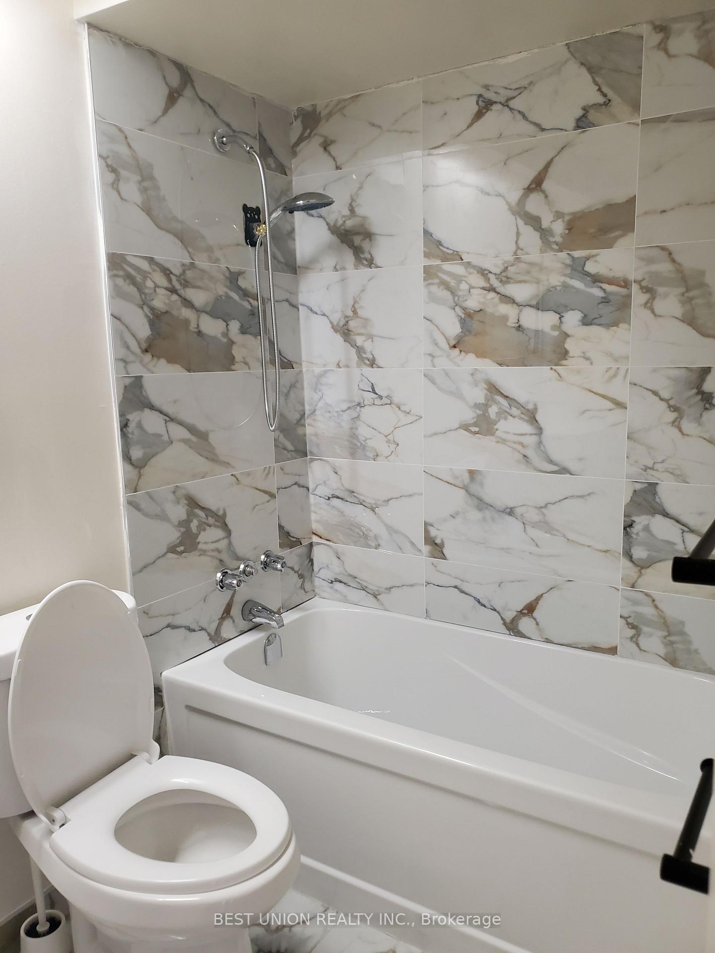 Photo 39 of Unit 12, 200 Bridletowne Circle, Scarborough, L'Amoreaux — HOMEH