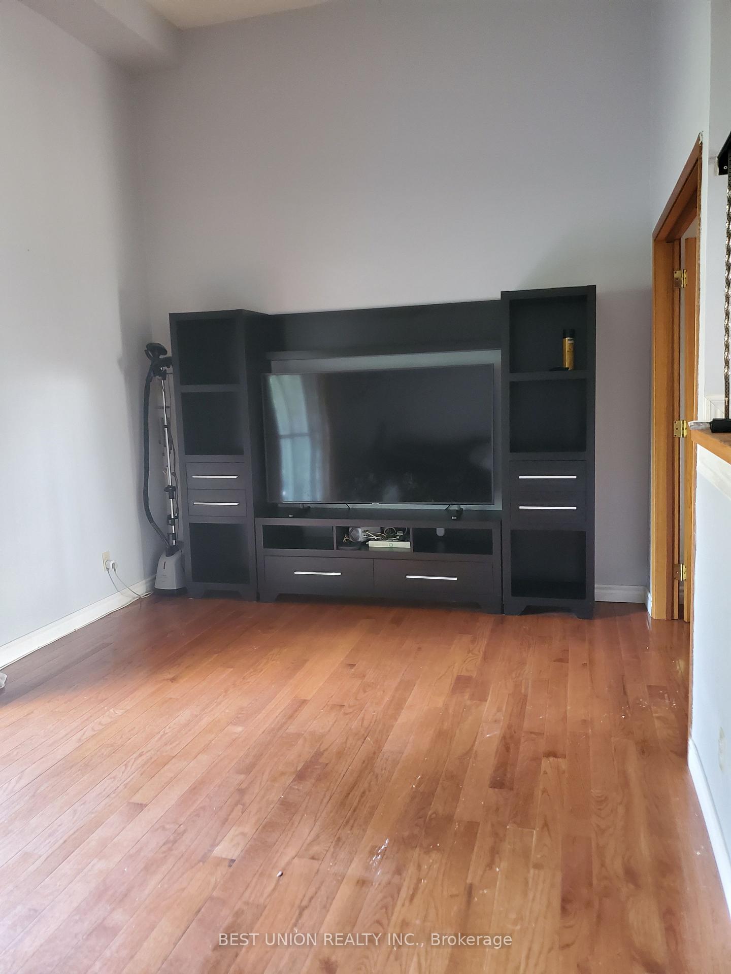 Photo 7 of Unit 12, 200 Bridletowne Circle, Scarborough, L'Amoreaux — HOMEH