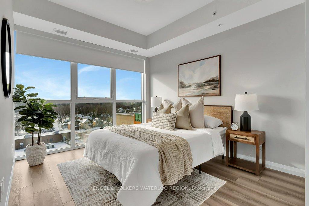 Photo 19 of Unit 805, 60 Charles Street W, Kitchener — HOMEH