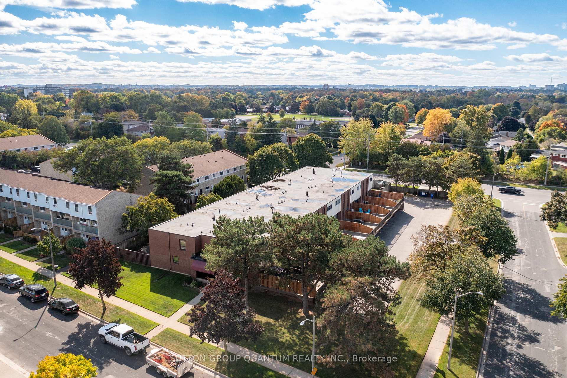 Photo 3 of Unit 15, 17 Gibson Drive, Kitchener — HOMEH