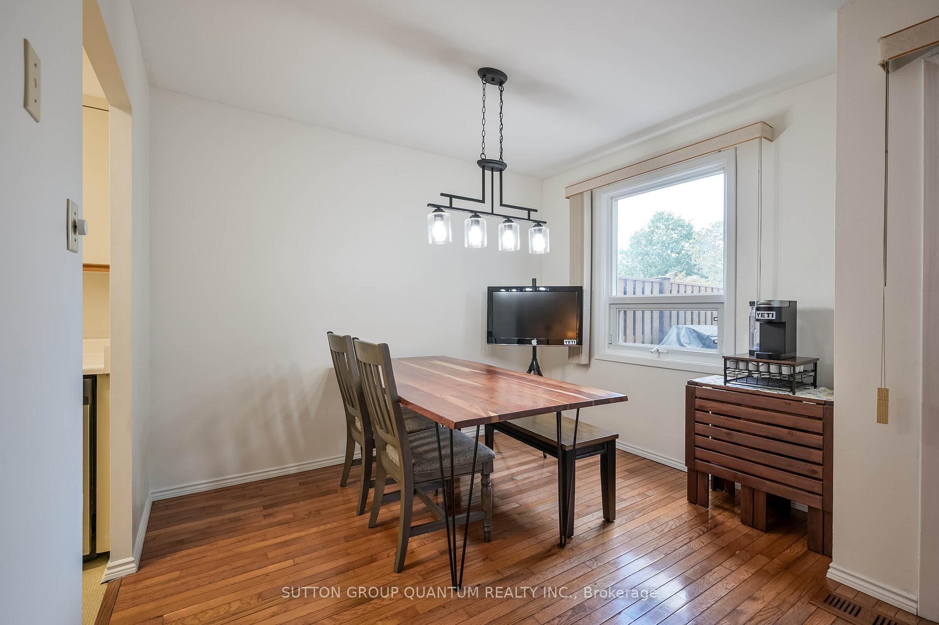 Photo 11 of Unit 15, 17 Gibson Drive, Kitchener — HOMEH