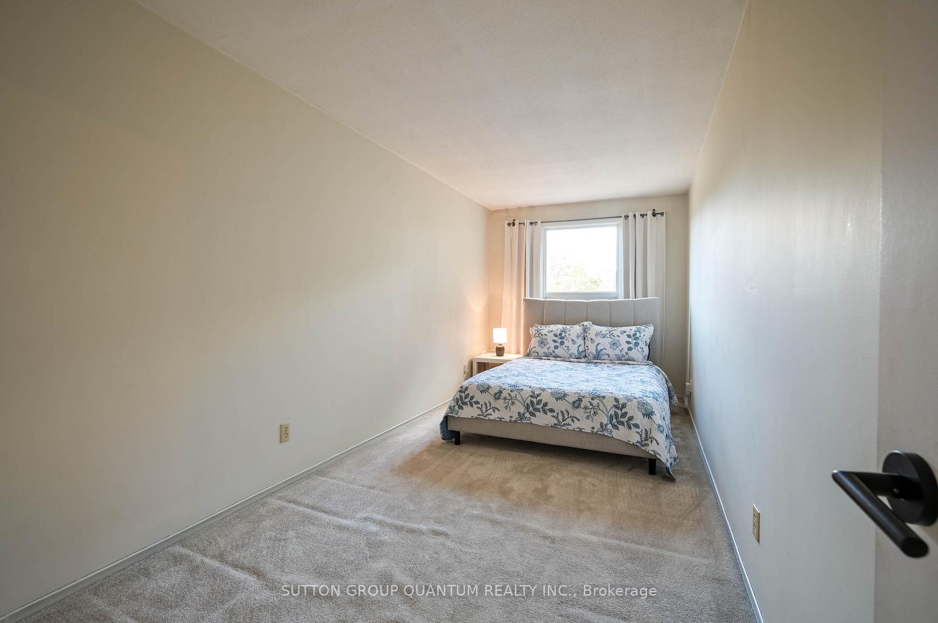 Photo 21 of Unit 15, 17 Gibson Drive, Kitchener — HOMEH