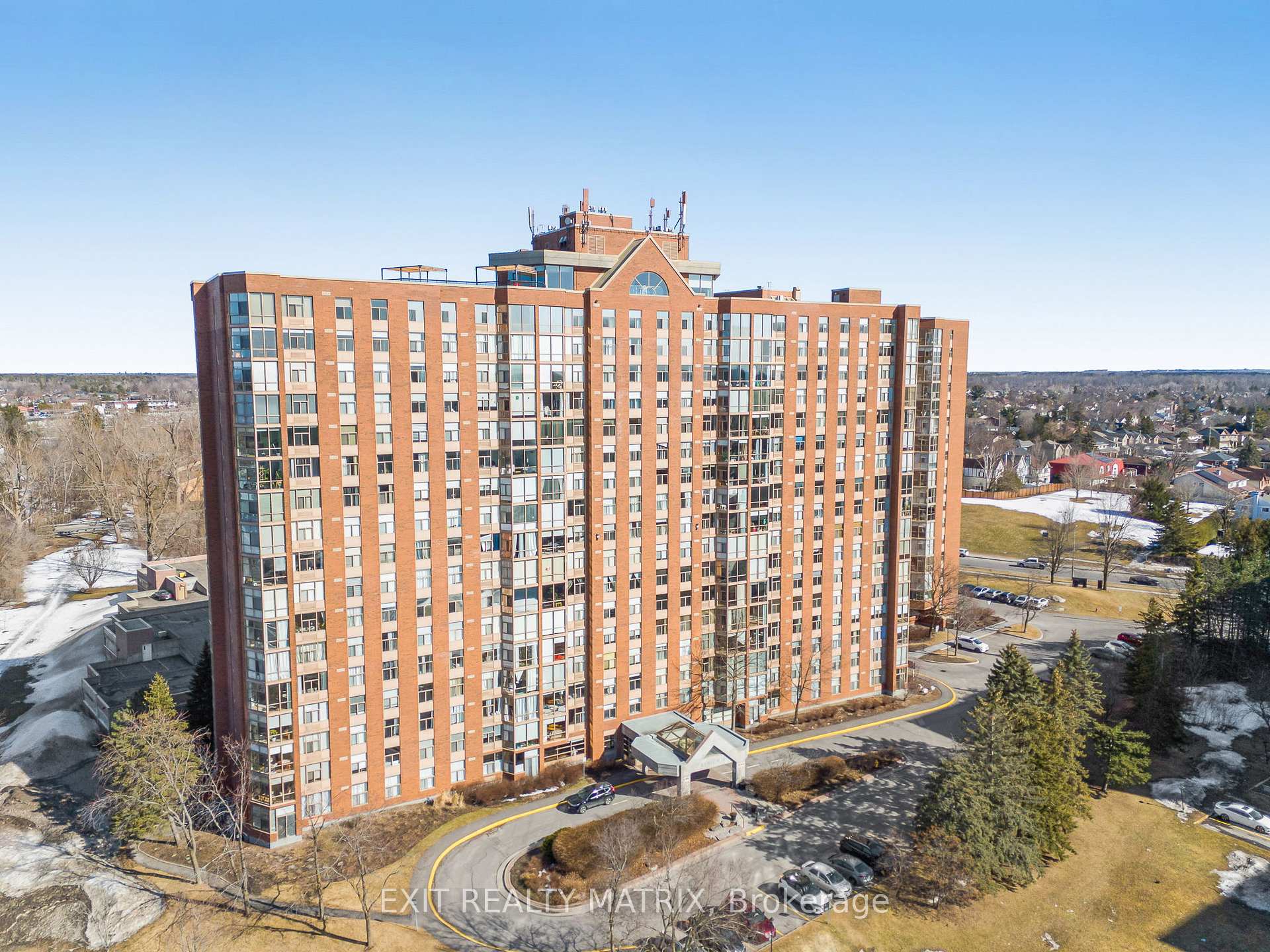 Front of Unit 501, 2759 Carousel Crescent
