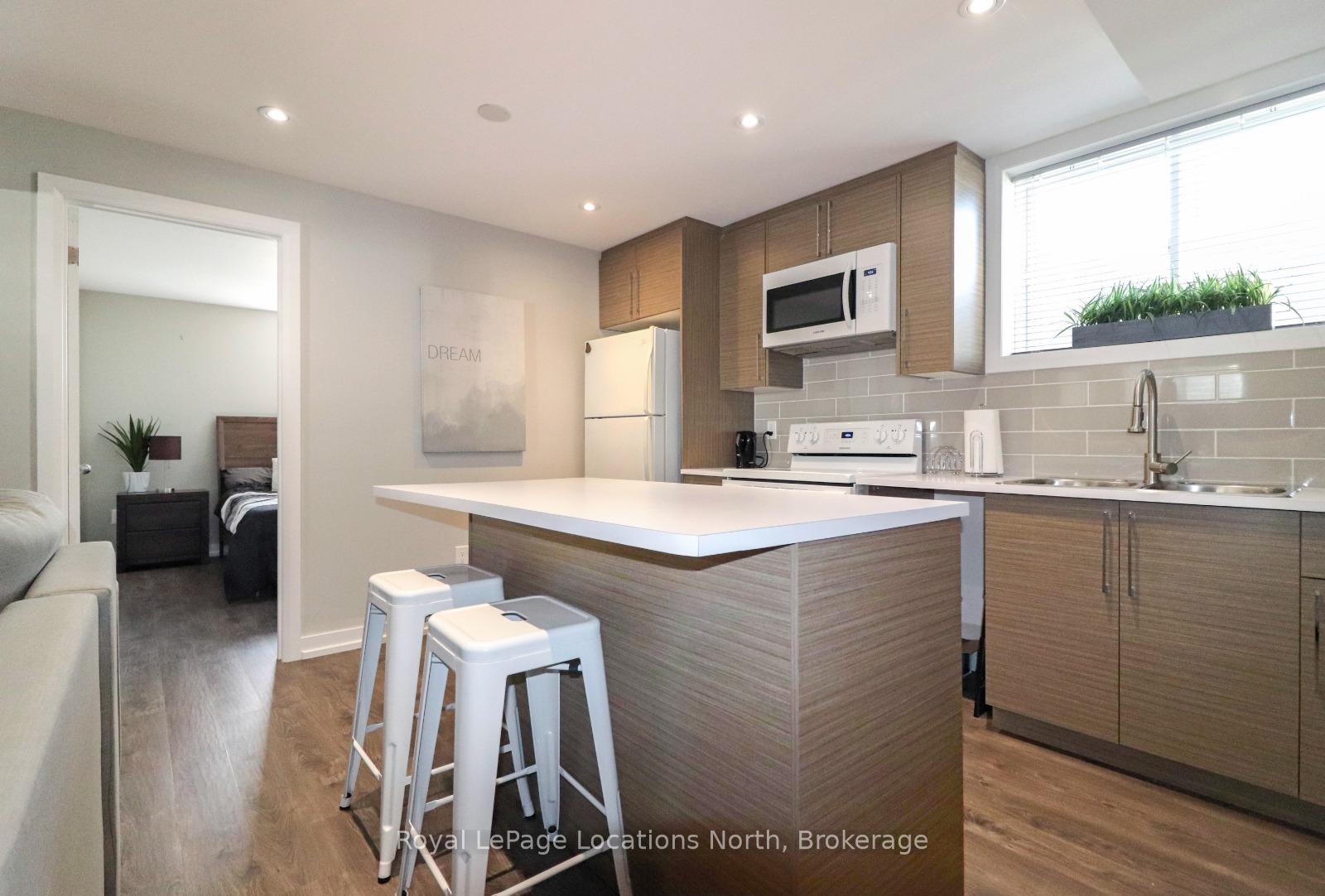 Photo 2 of 103 Garbutt Crescent, Collingwood — HOMEH