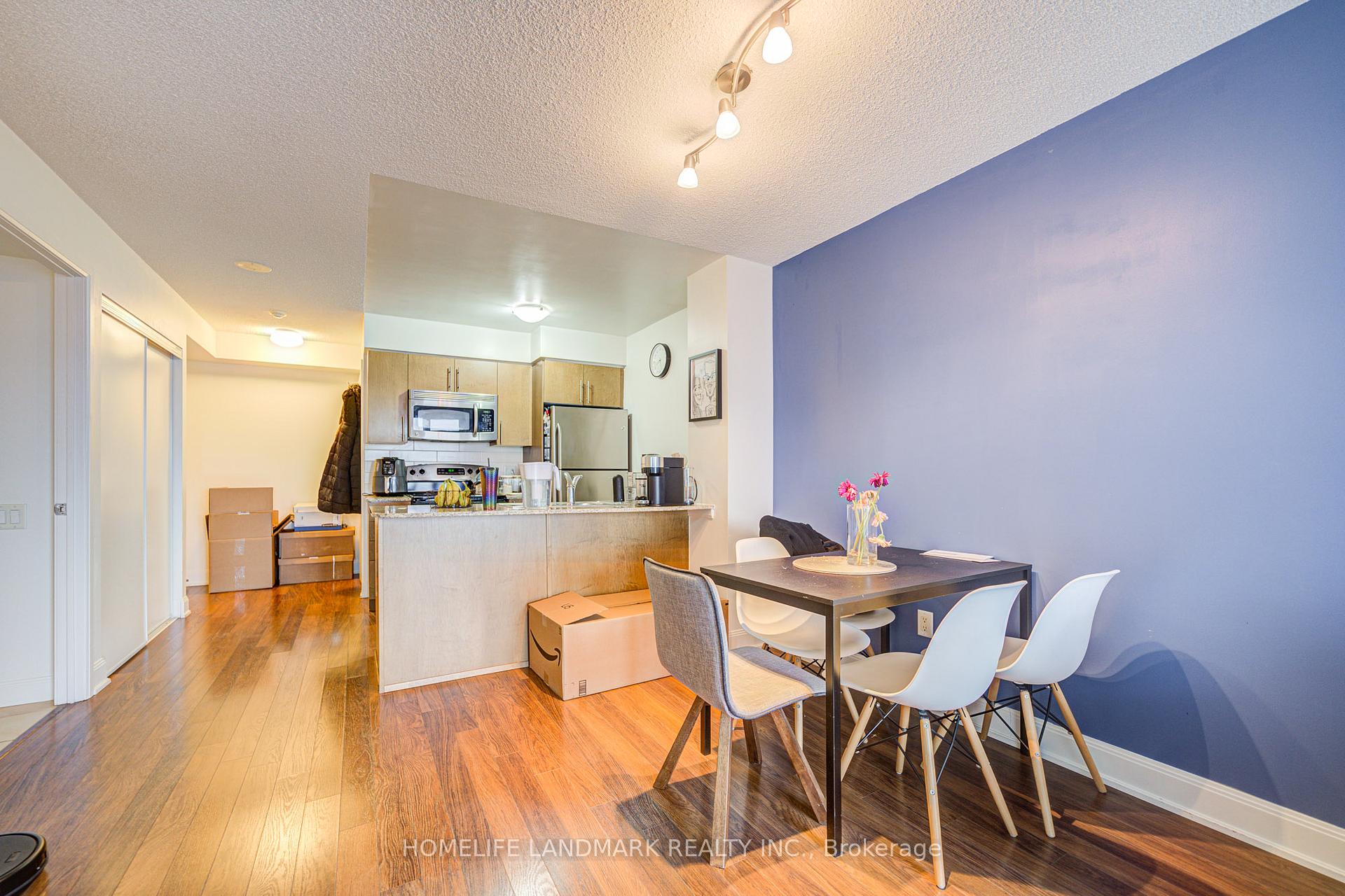 Photo 3 of Unit 1607, 2191 Yonge Street, Toronto, Mount Pleasant East — HOMEH
