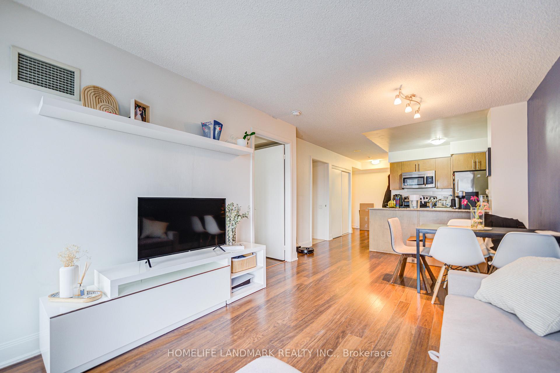 Photo 7 of Unit 1607, 2191 Yonge Street, Toronto, Mount Pleasant East — HOMEH