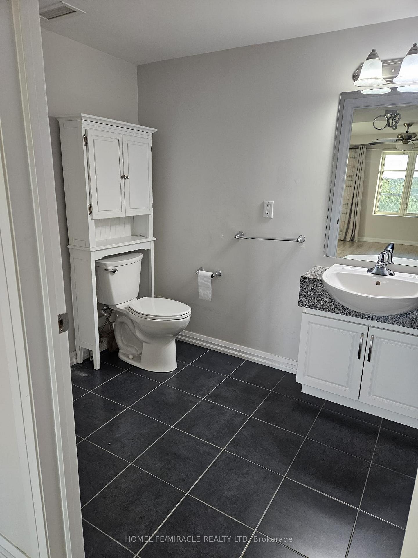 Photo 12 of Unit 406, 778 Laurelwood Drive, Waterloo — HOMEH