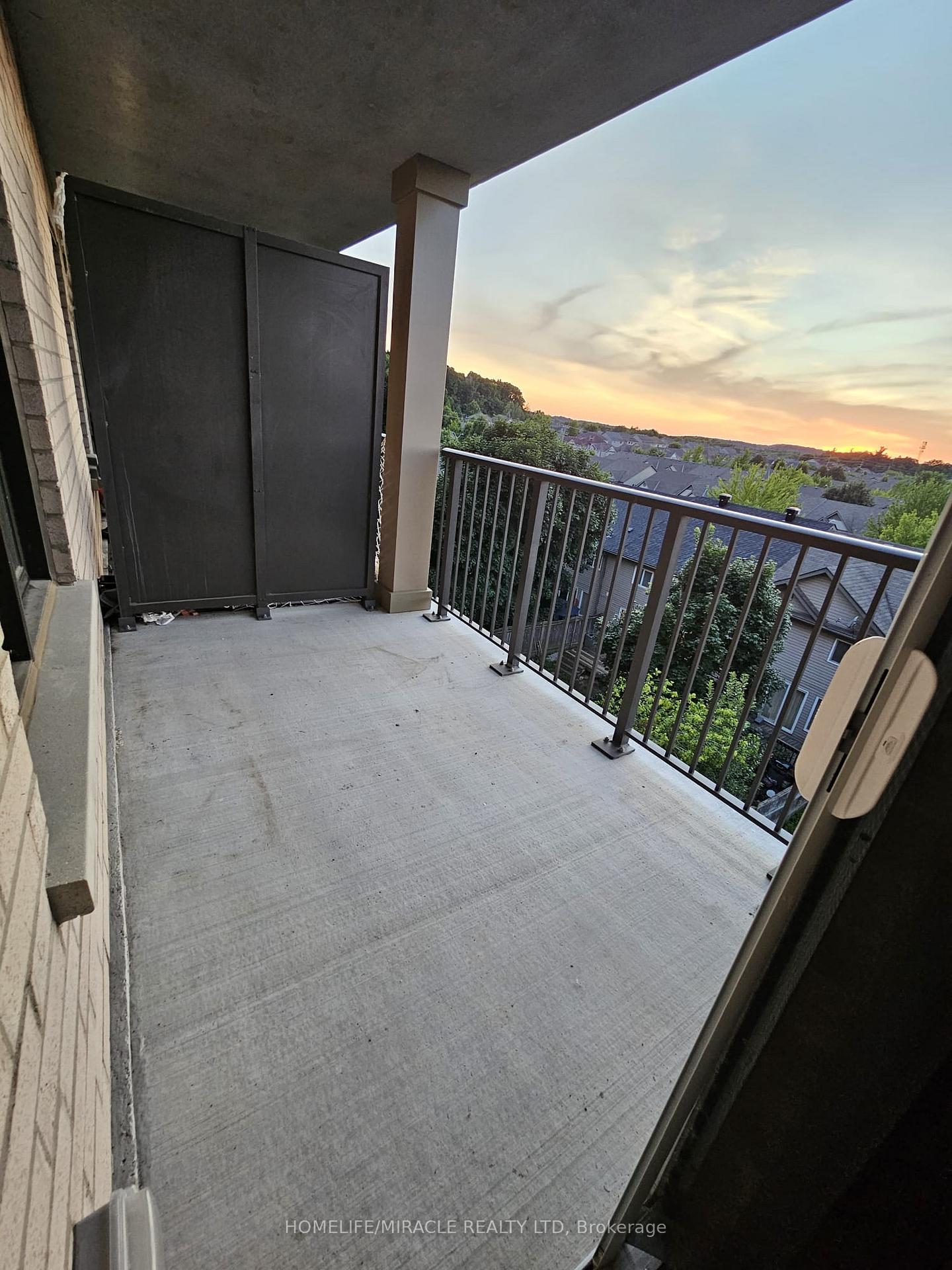 Photo 16 of Unit 406, 778 Laurelwood Drive, Waterloo — HOMEH