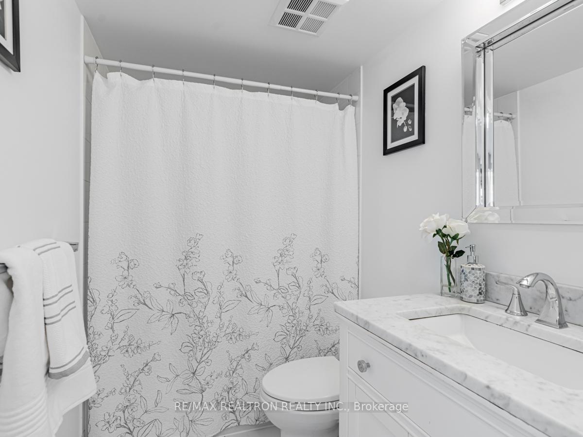 Photo 13 of Unit 1011, 43 Eglinton Avenue E, Toronto, Mount Pleasant West — HOMEH