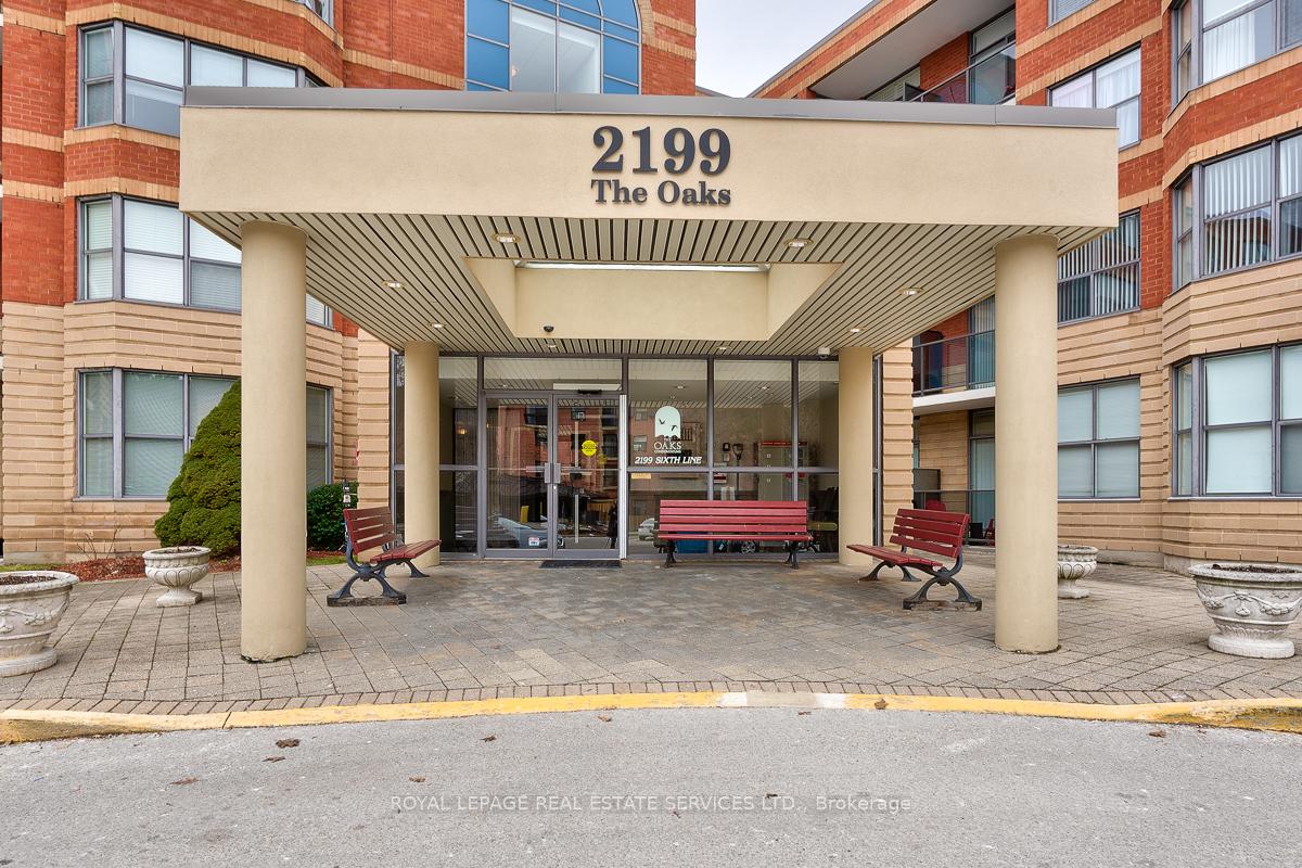 Photo 2 of Unit 211, 2199 Sixth Line, Oakville, River Oaks — HOMEH