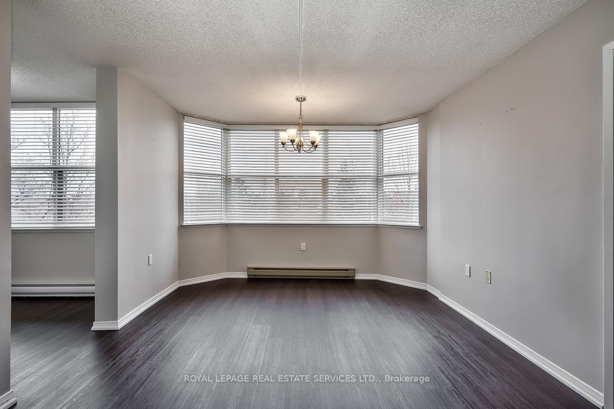 Photo 7 of Unit 211, 2199 Sixth Line, Oakville, River Oaks — HOMEH