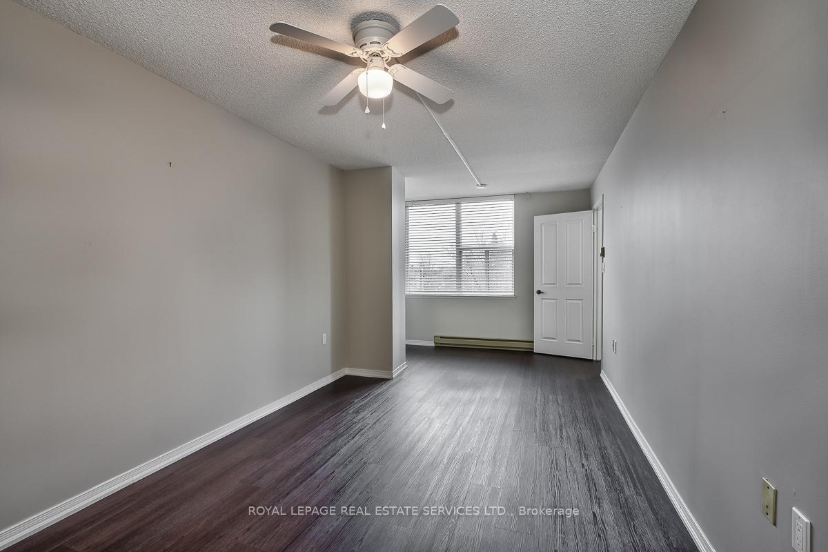 Photo 11 of Unit 211, 2199 Sixth Line, Oakville, River Oaks — HOMEH