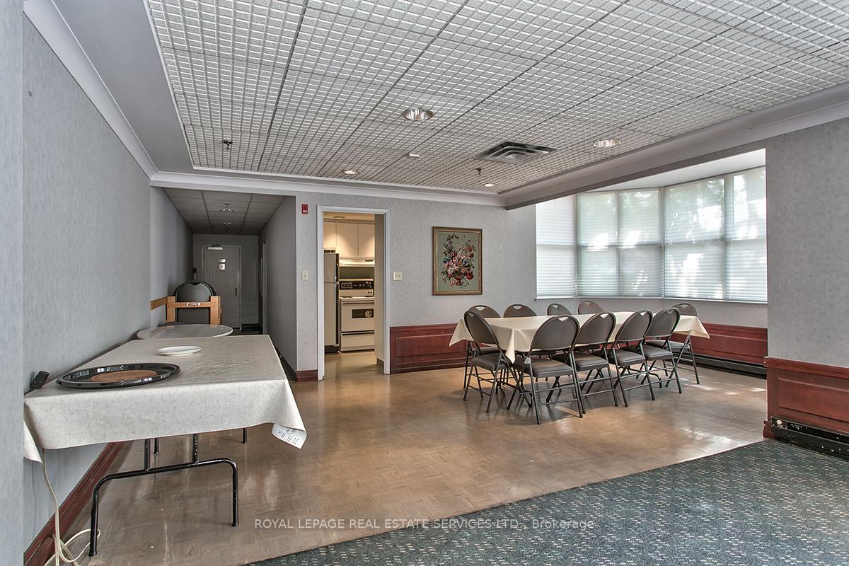 Photo 21 of Unit 211, 2199 Sixth Line, Oakville, River Oaks — HOMEH