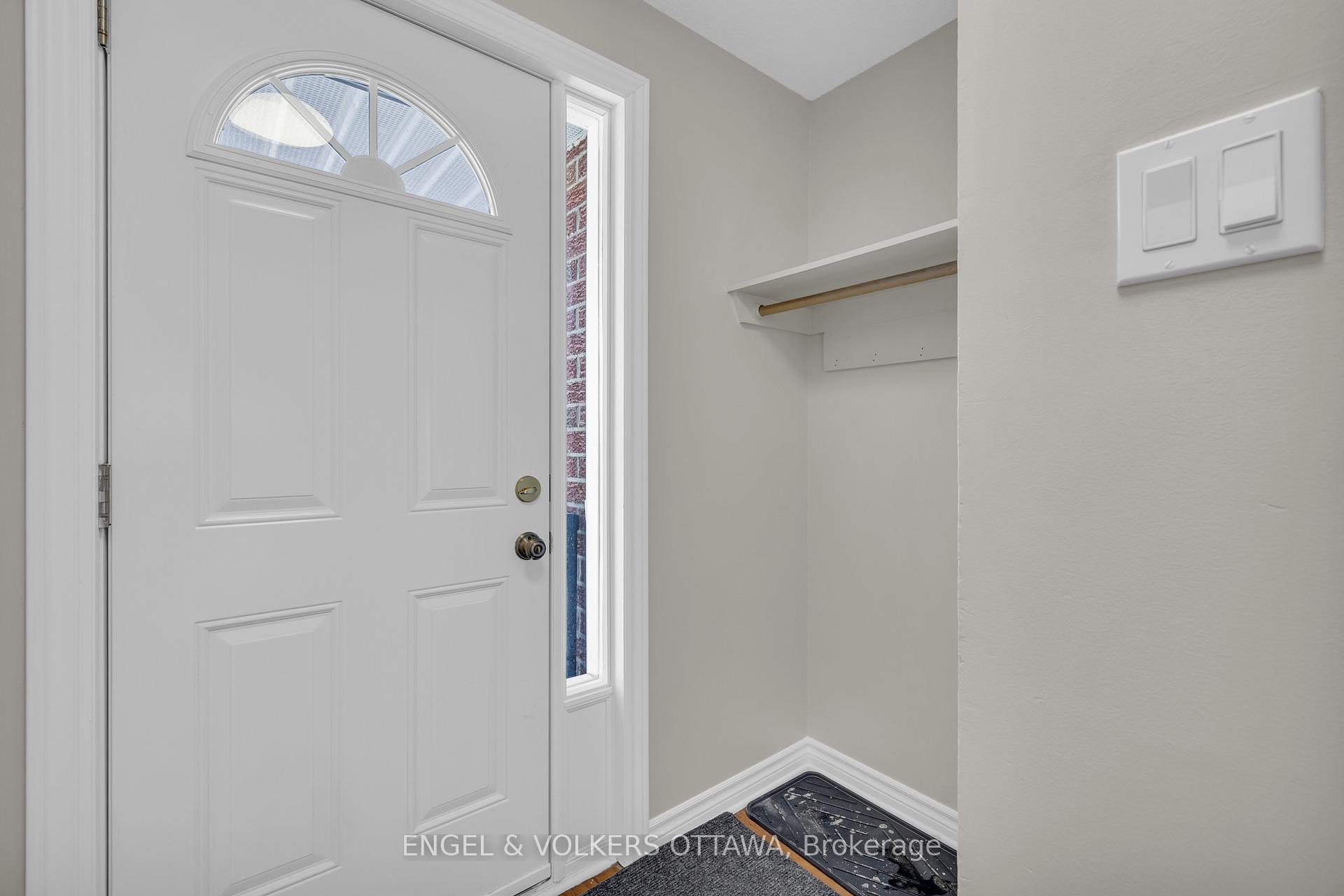Photo 2 of 6342 Bilberry Drive, Ottawa, Orleans Wood — HOMEH