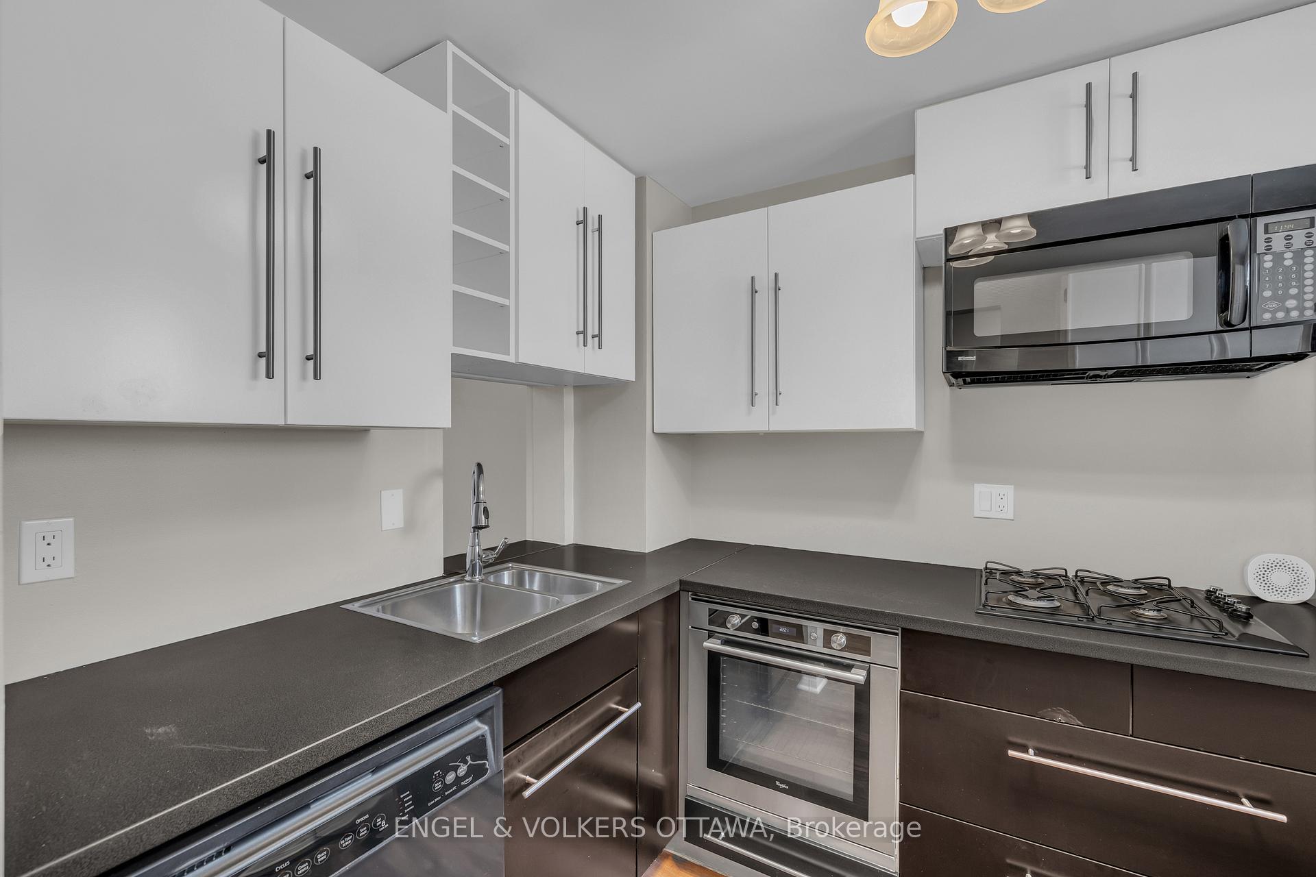 Photo 14 of 6342 Bilberry Drive, Ottawa, Orleans Wood — HOMEH