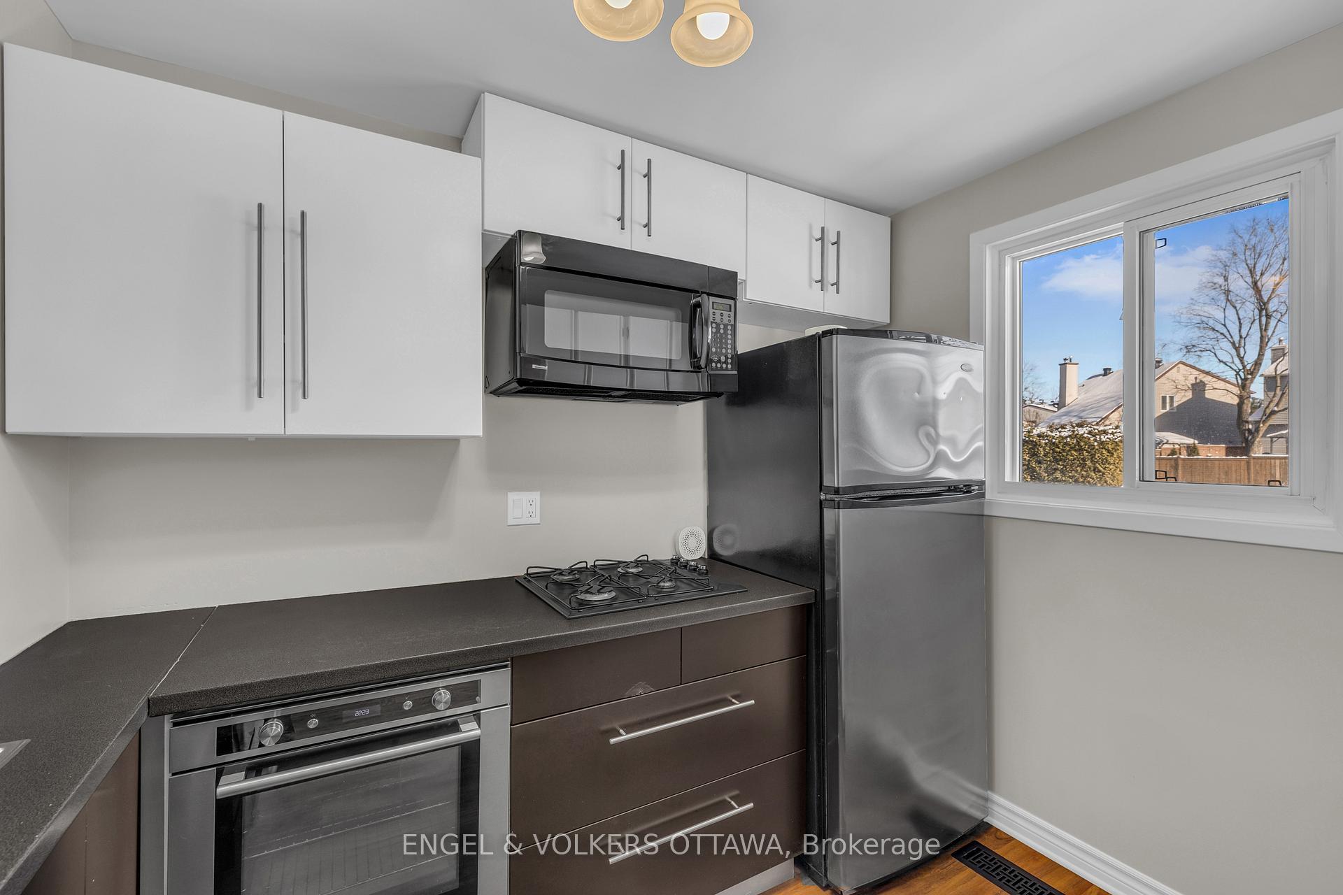Photo 16 of 6342 Bilberry Drive, Ottawa, Orleans Wood — HOMEH