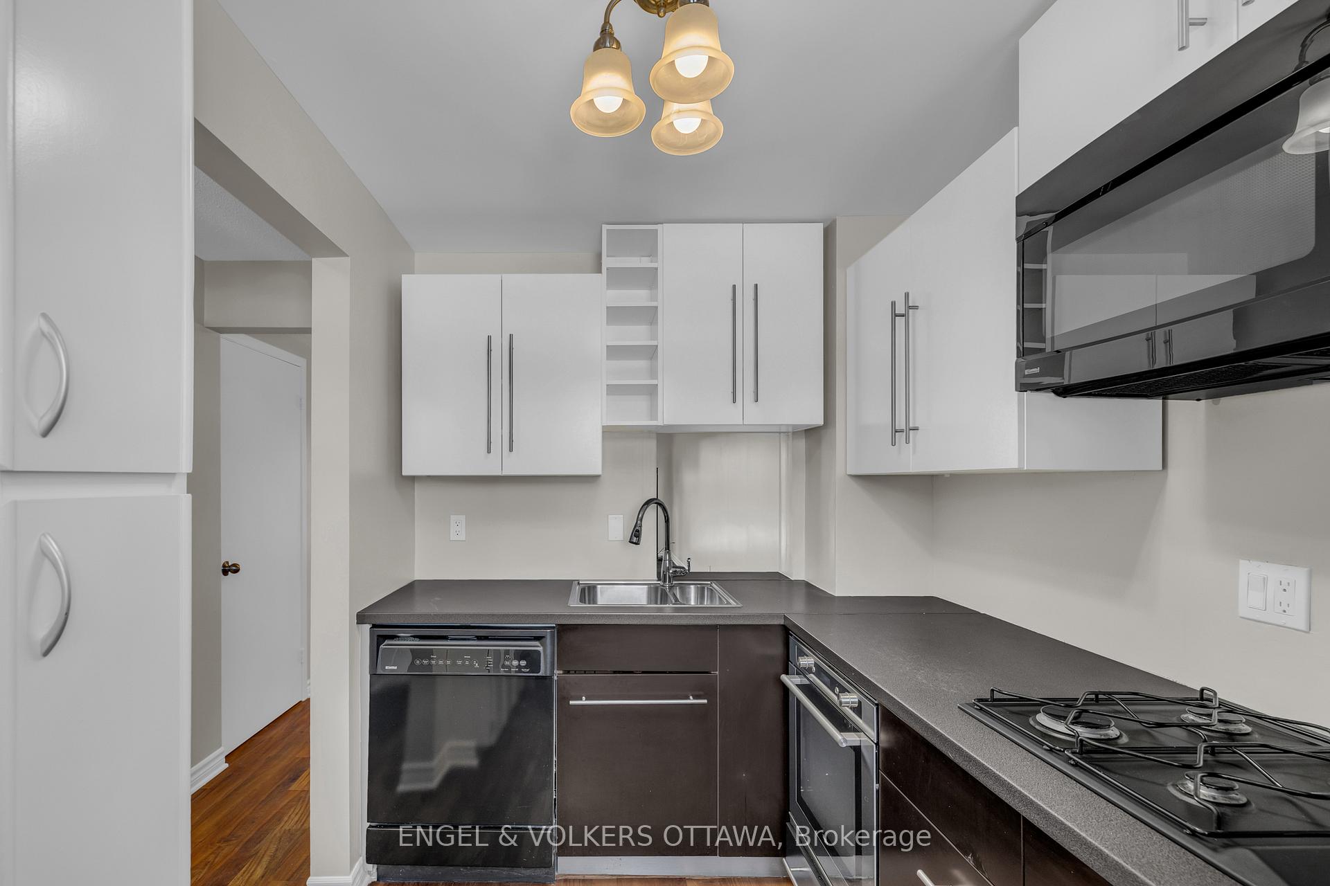 Photo 17 of 6342 Bilberry Drive, Ottawa, Orleans Wood — HOMEH