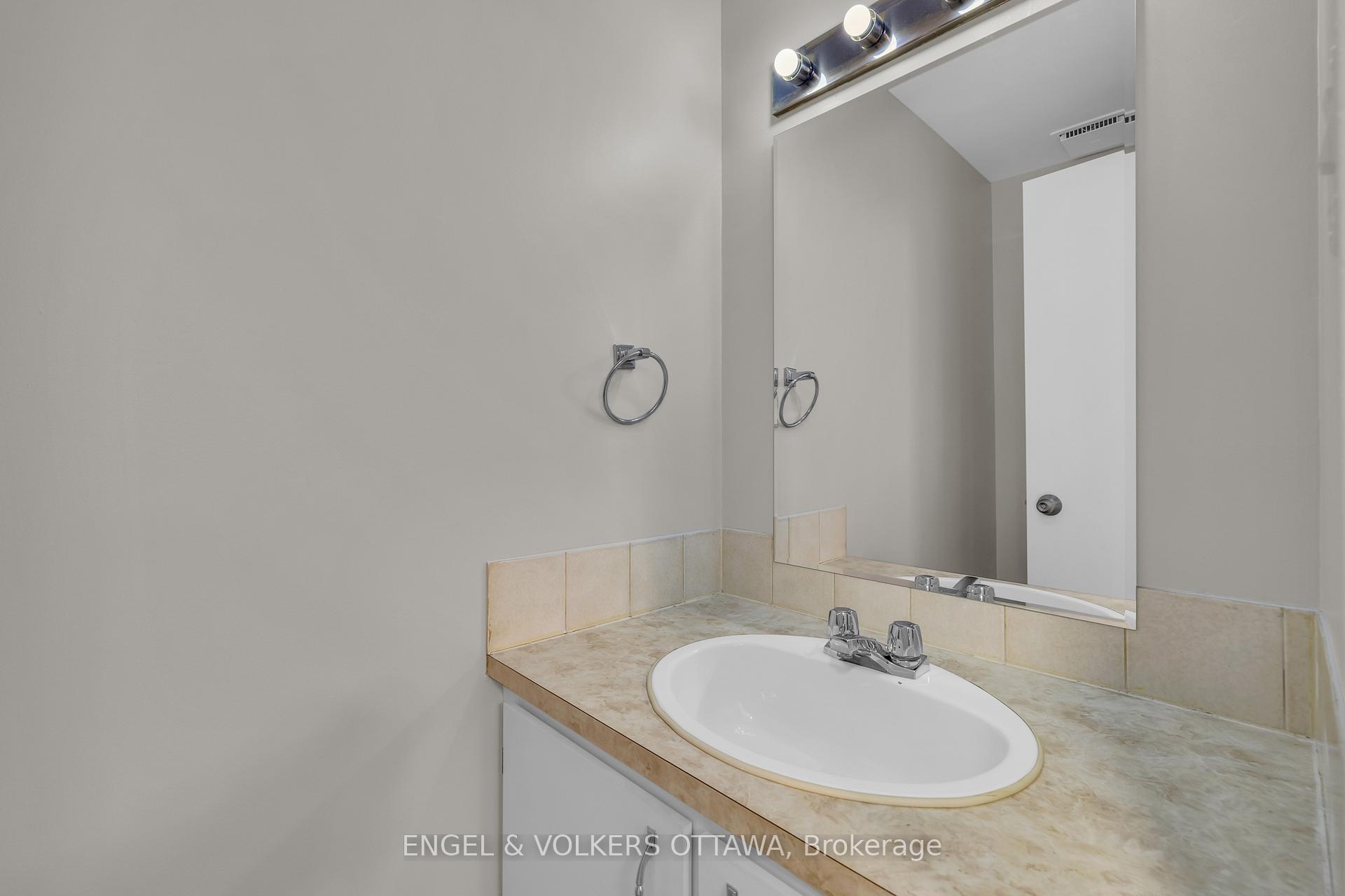 Photo 19 of 6342 Bilberry Drive, Ottawa, Orleans Wood — HOMEH