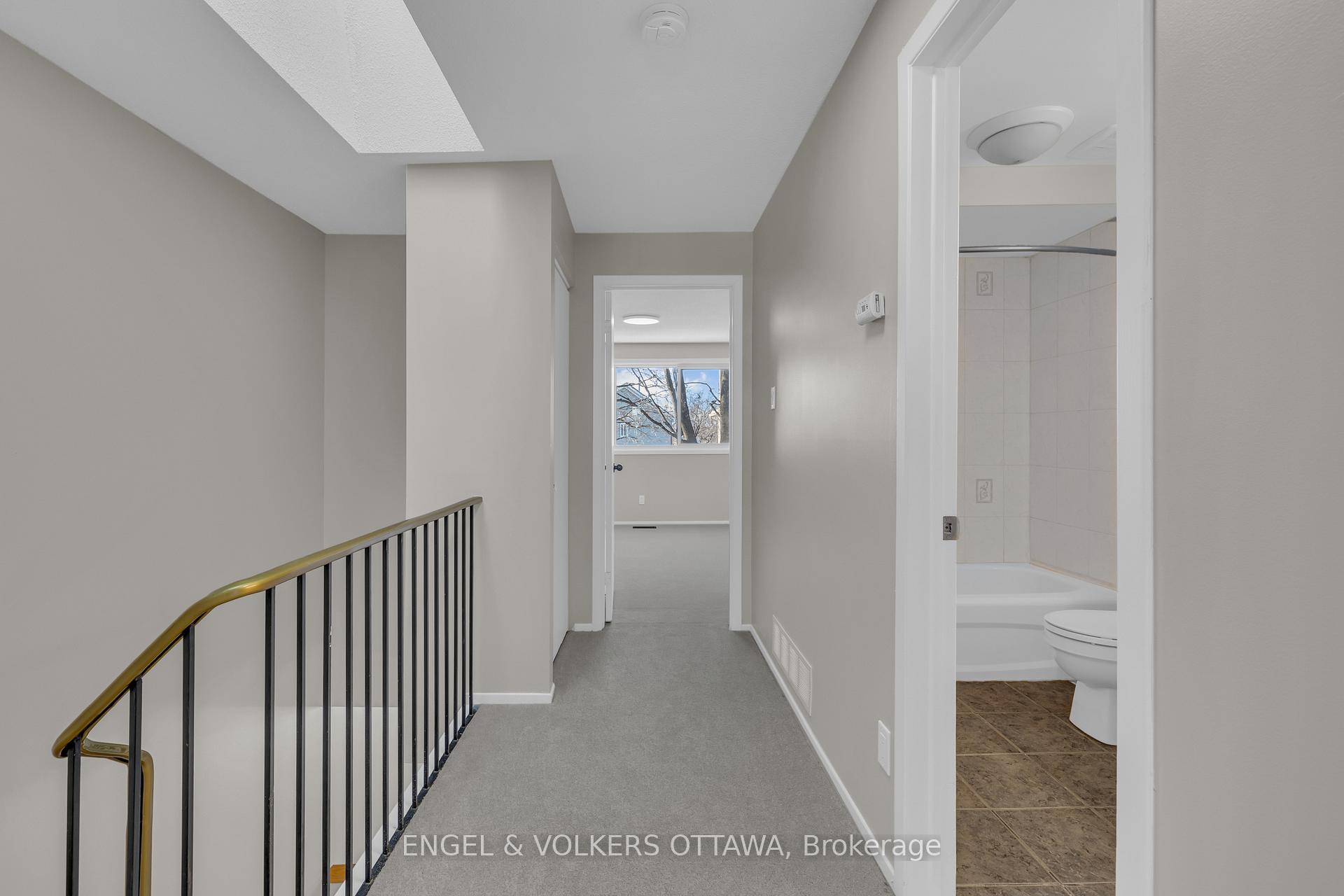 Photo 20 of 6342 Bilberry Drive, Ottawa, Orleans Wood — HOMEH
