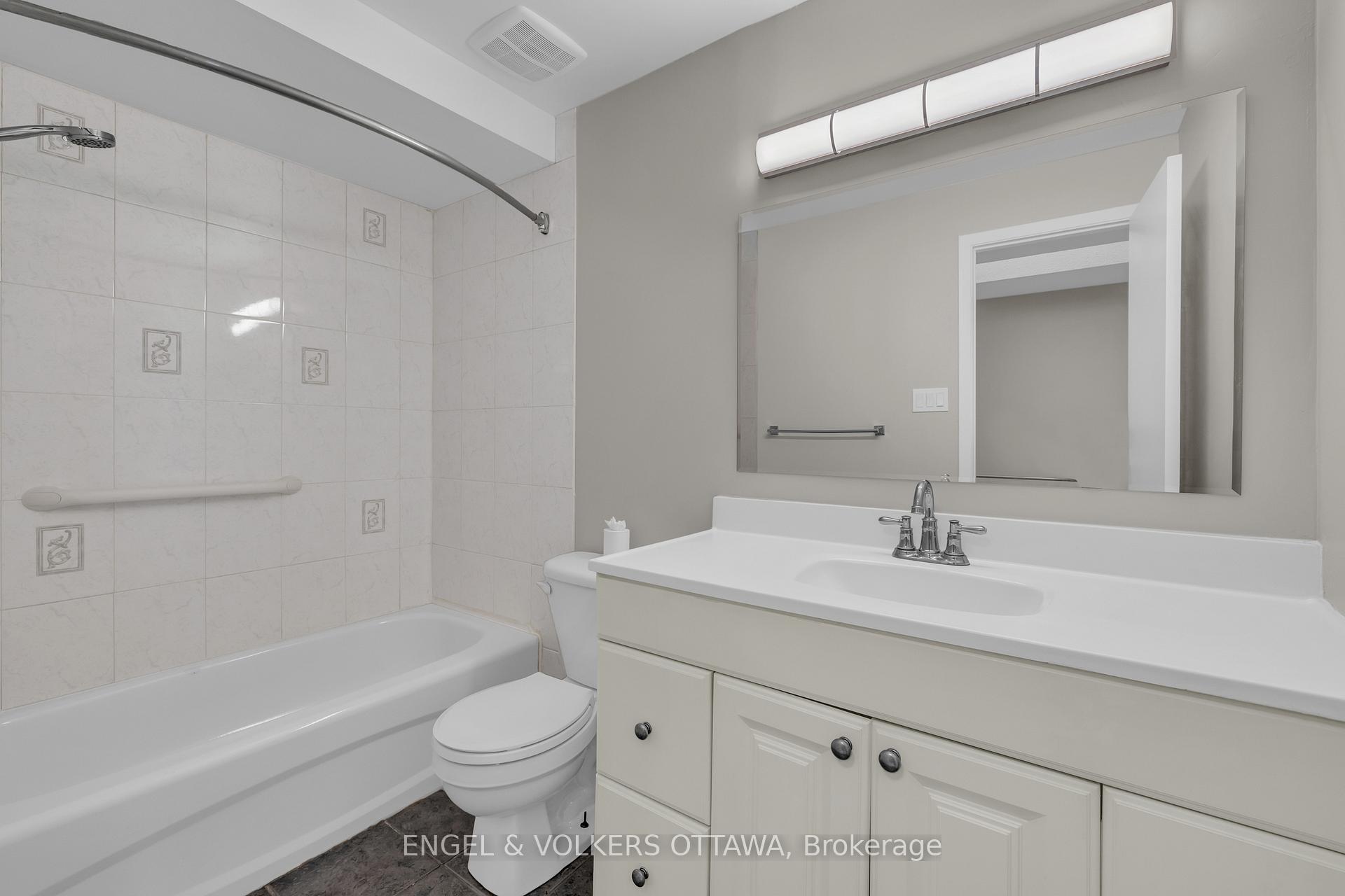 Photo 25 of 6342 Bilberry Drive, Ottawa, Orleans Wood — HOMEH