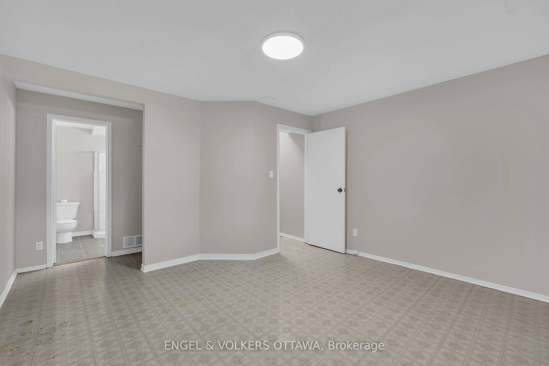 Photo 27 of 6342 Bilberry Drive, Ottawa, Orleans Wood — HOMEH