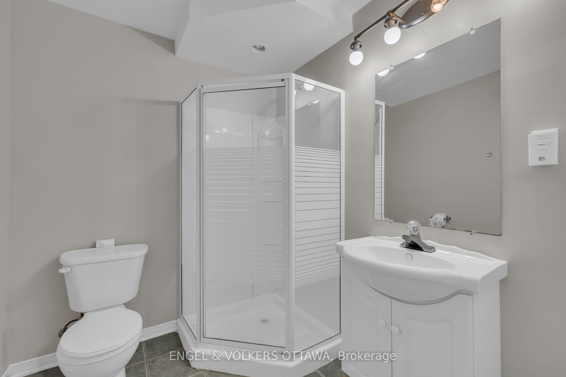 Photo 28 of 6342 Bilberry Drive, Ottawa, Orleans Wood — HOMEH