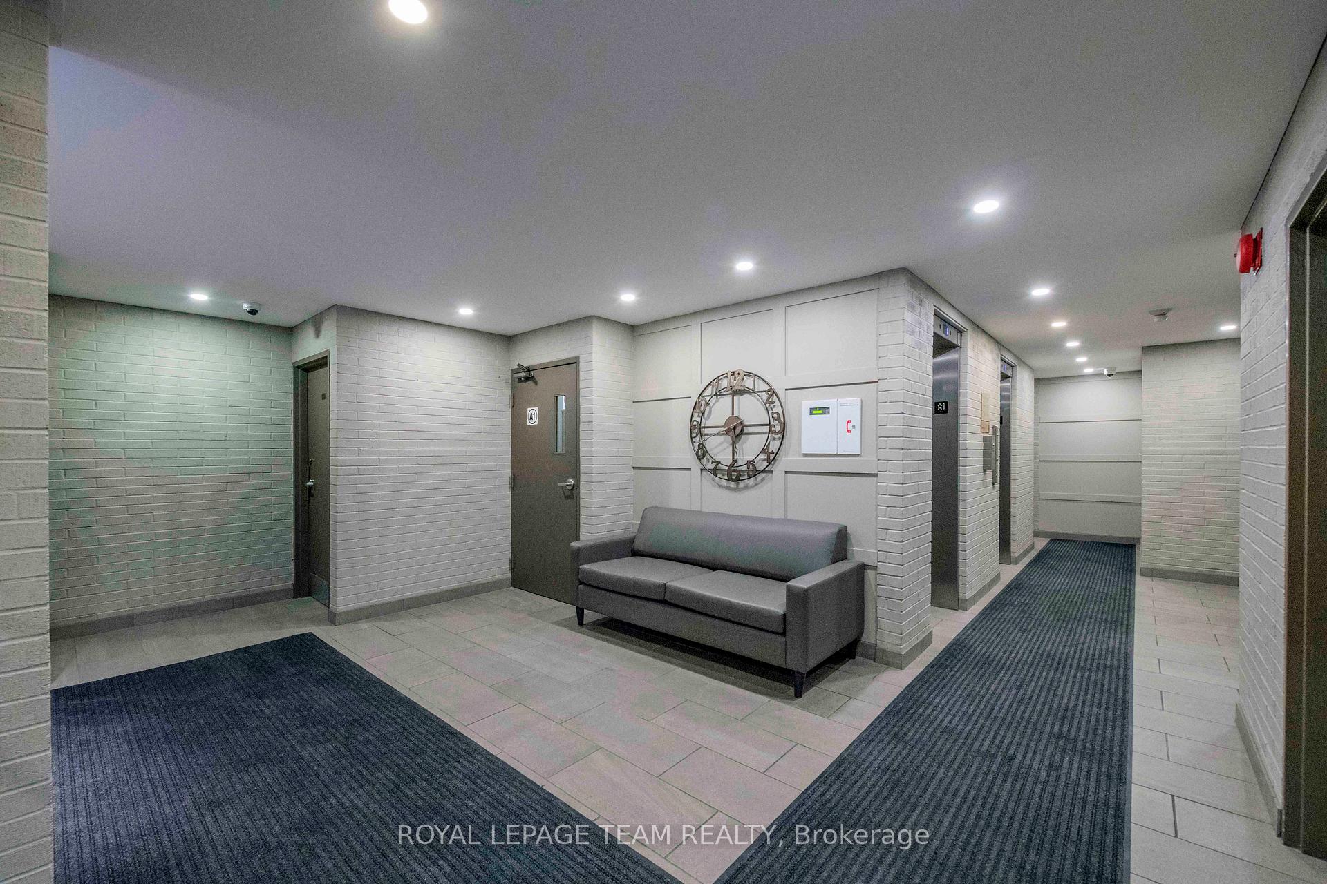 Photo 2 of Unit 404, 40 Arthur Street, Ottawa, West Centre Town — HOMEH