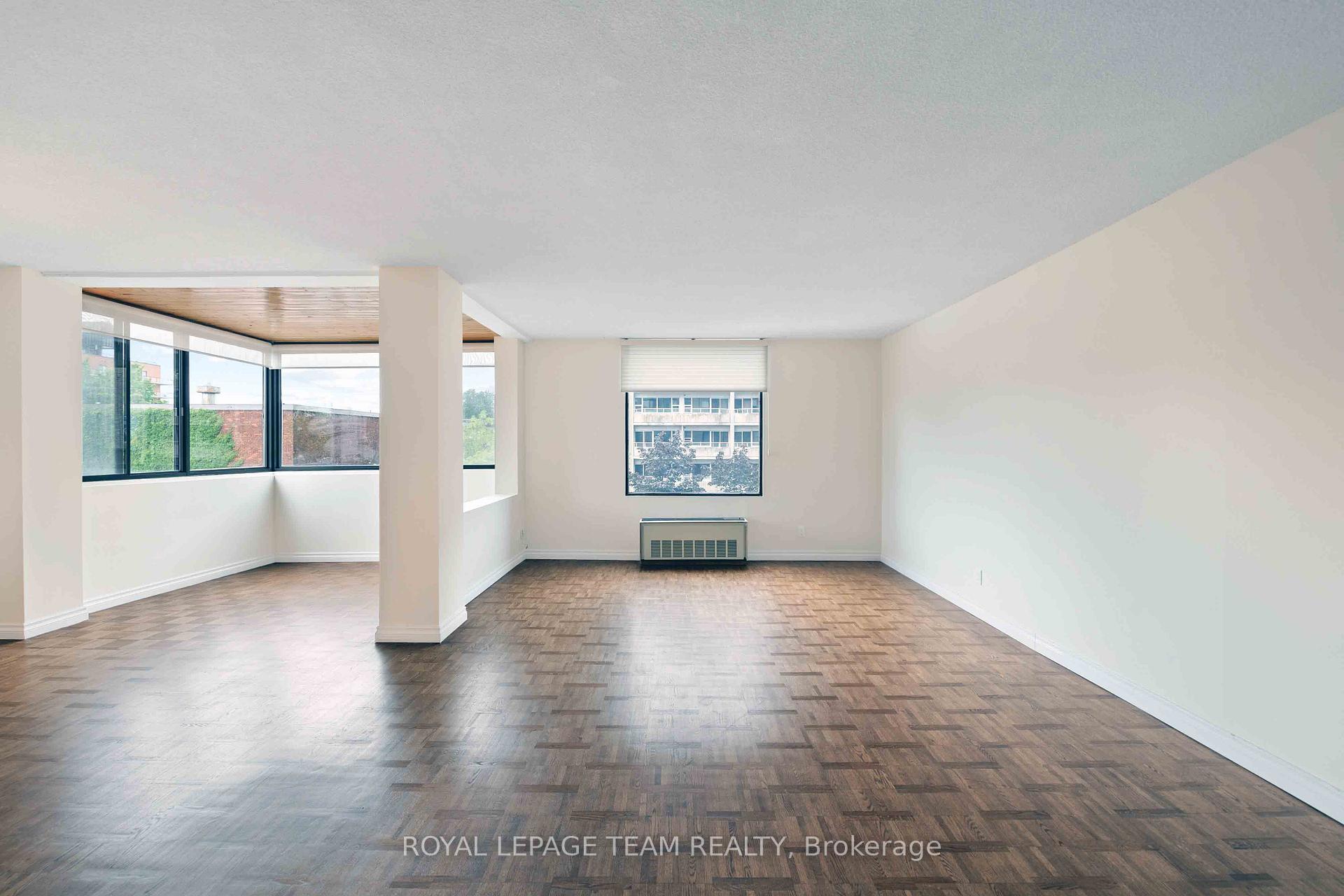 Photo 6 of Unit 404, 40 Arthur Street, Ottawa, West Centre Town — HOMEH