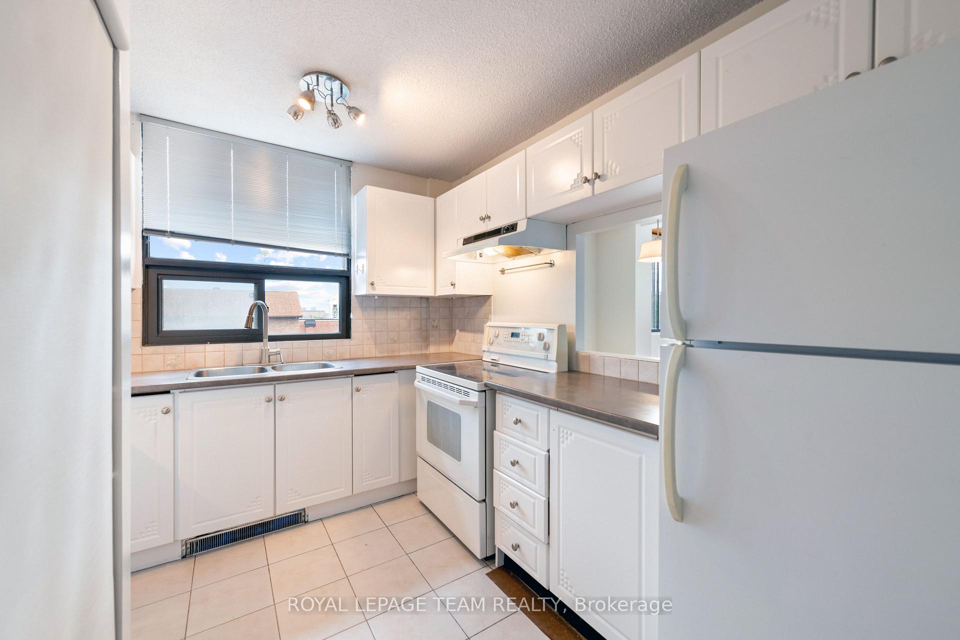 Photo 17 of Unit 404, 40 Arthur Street, Ottawa, West Centre Town — HOMEH