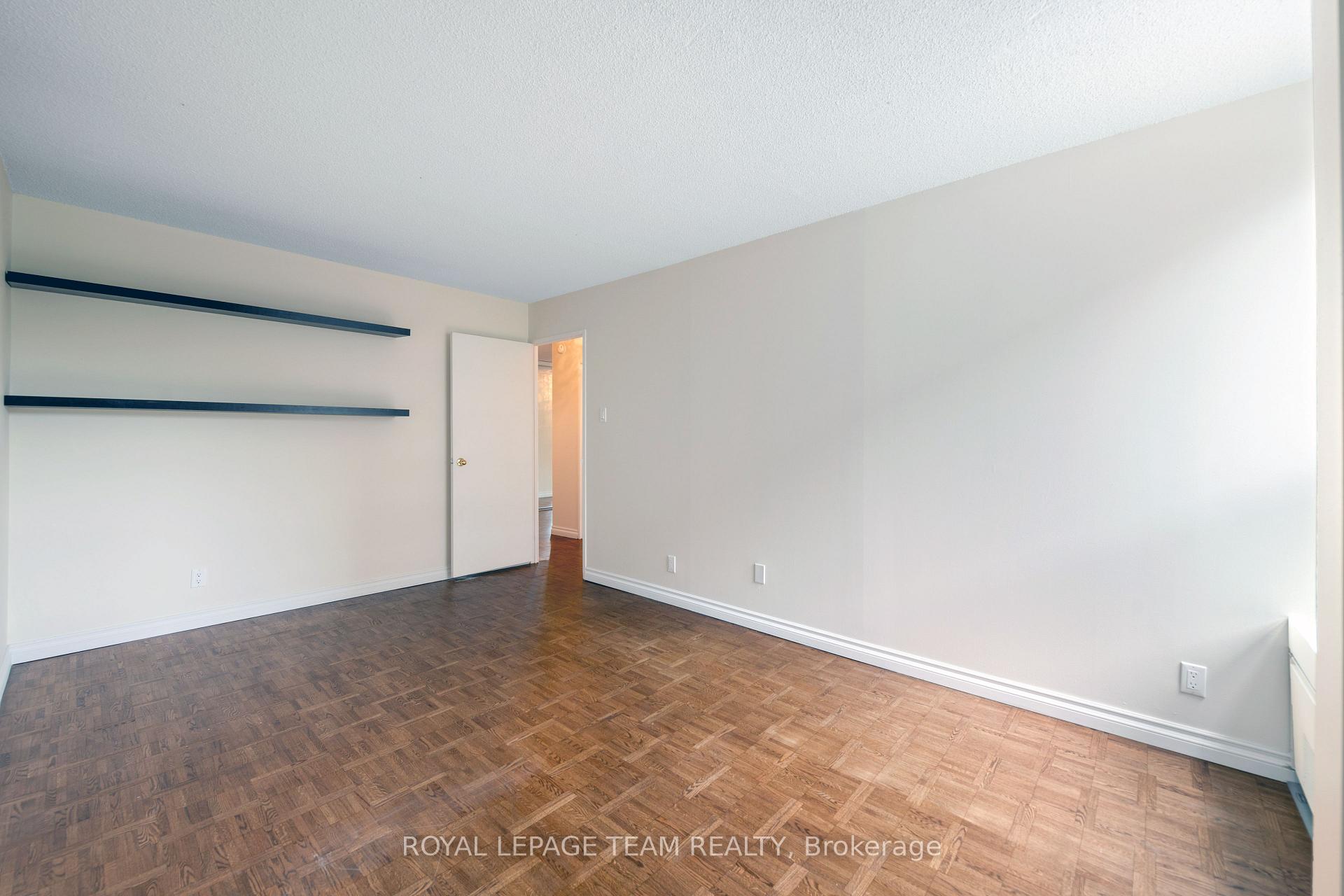 Photo 21 of Unit 404, 40 Arthur Street, Ottawa, West Centre Town — HOMEH