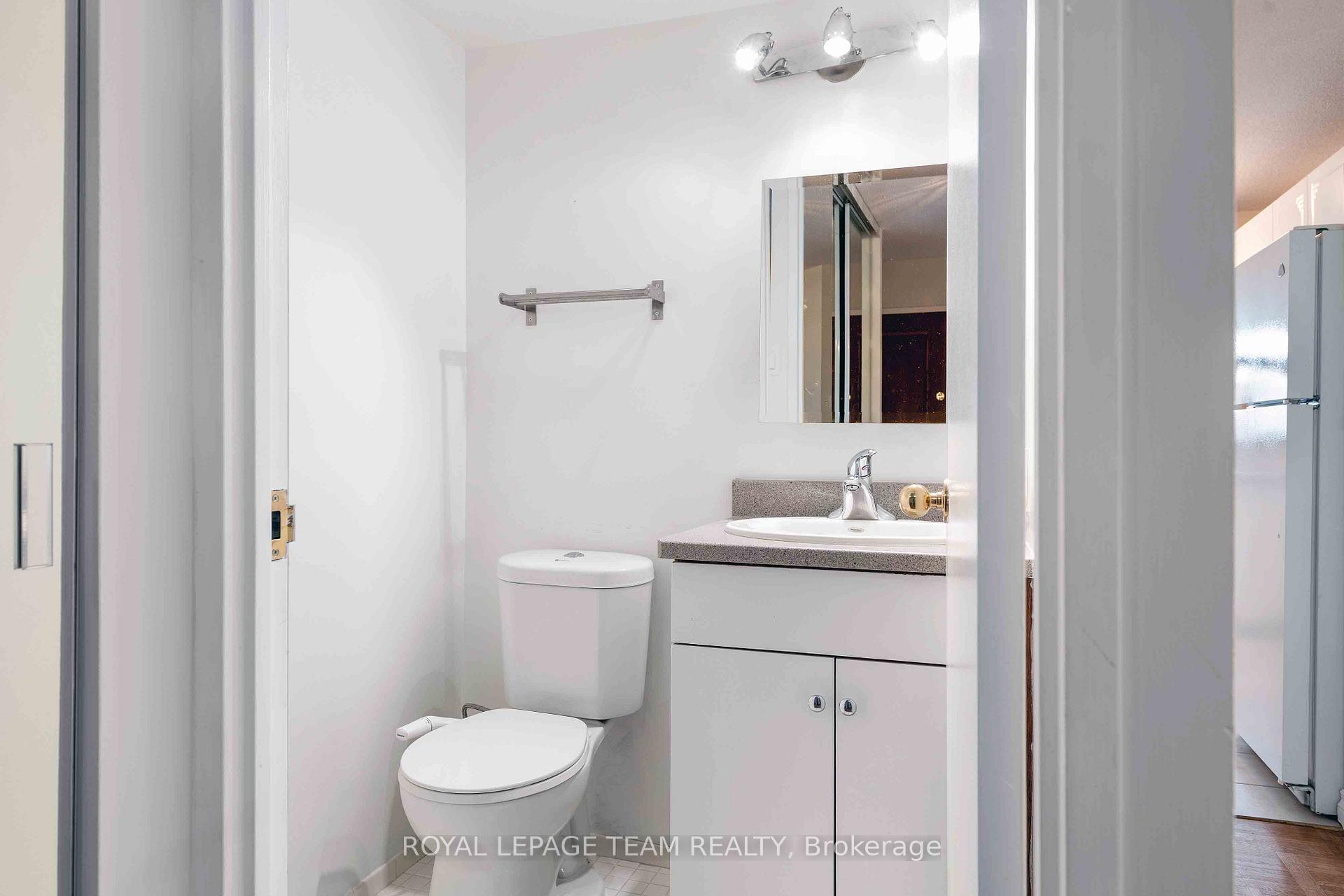 Photo 23 of Unit 404, 40 Arthur Street, Ottawa, West Centre Town — HOMEH