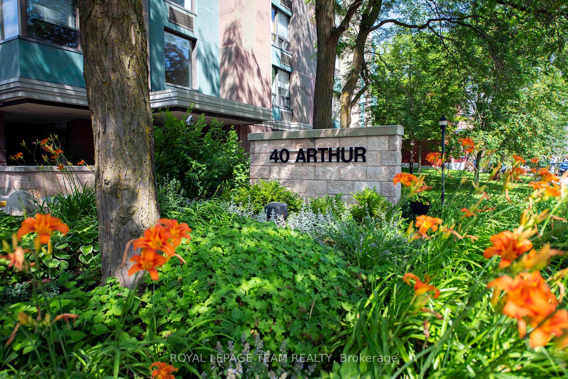 Photo 28 of Unit 404, 40 Arthur Street, Ottawa, West Centre Town — HOMEH