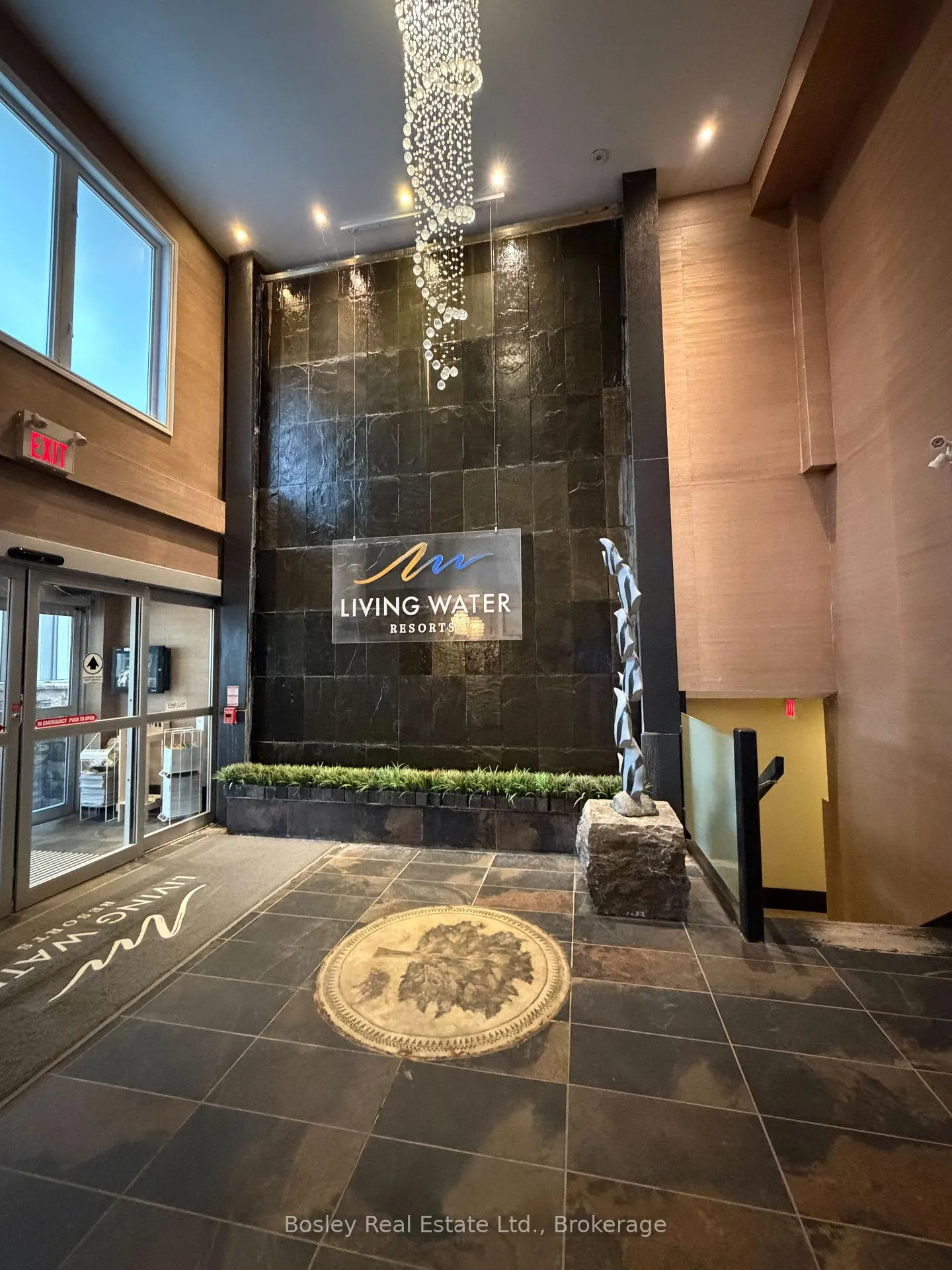 Photo 3 of Unit 4119, 9 Harbour Street E, Collingwood — HOMEH