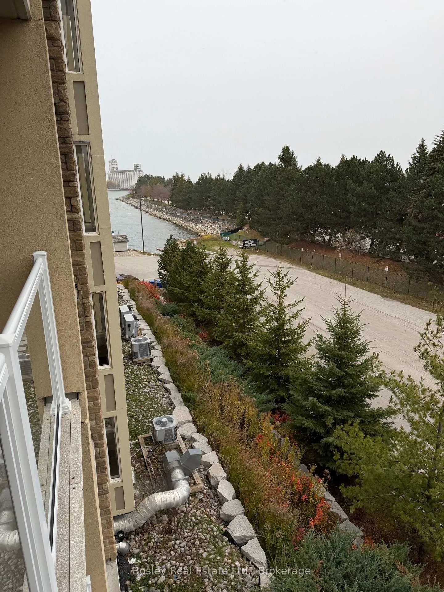 Photo 12 of Unit 4119, 9 Harbour Street E, Collingwood — HOMEH