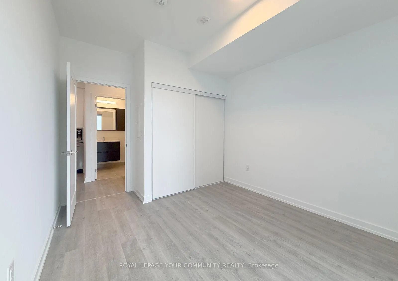 Photo 6 of Unit A-505, 9763 Markham Road, Markham, Greensborough — HOMEH