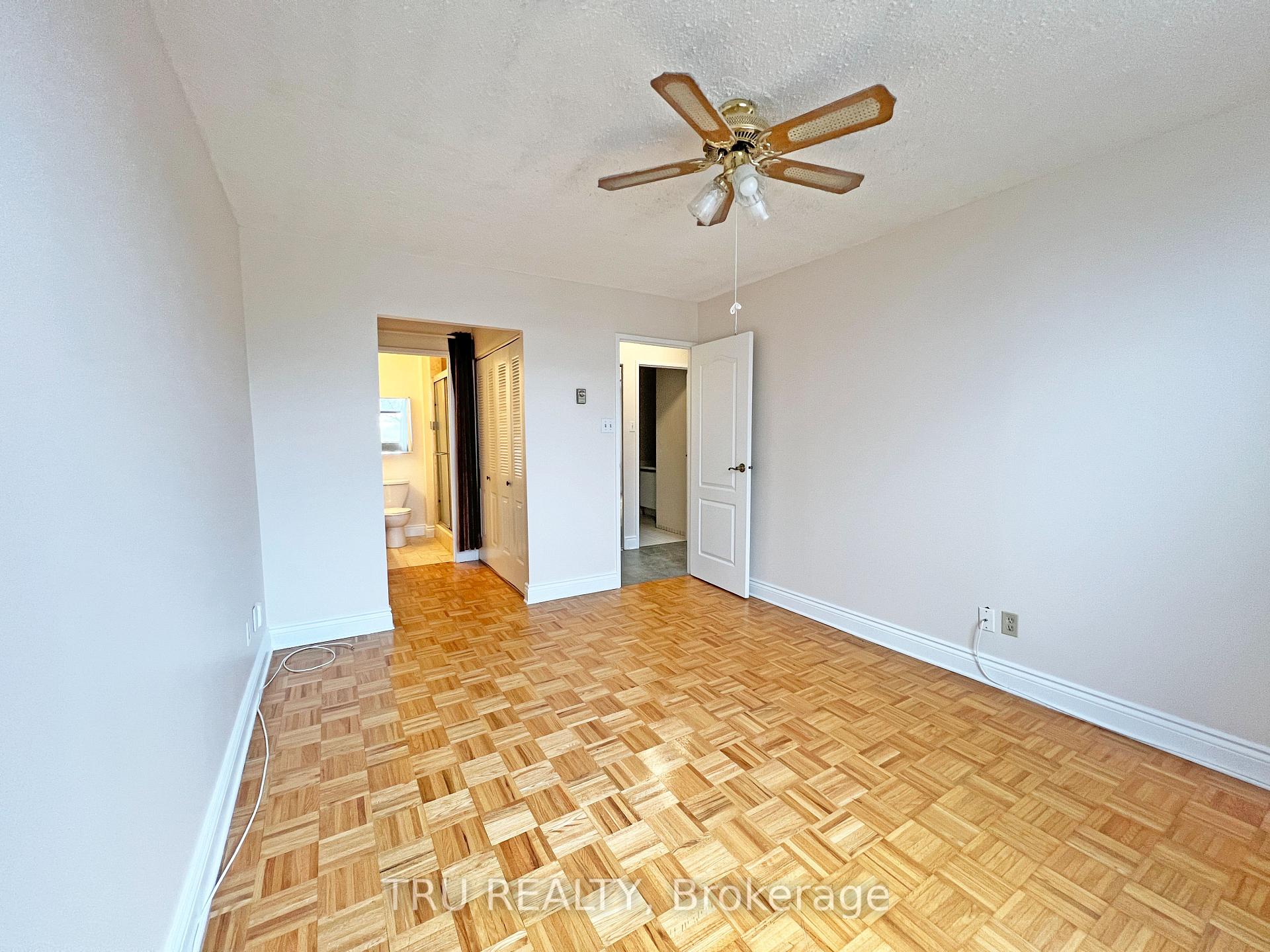 Photo 11 of Unit 105, 2760 Carousel Crescent, Ottawa, Emerald Woods/Sawmill Creek — HOMEH