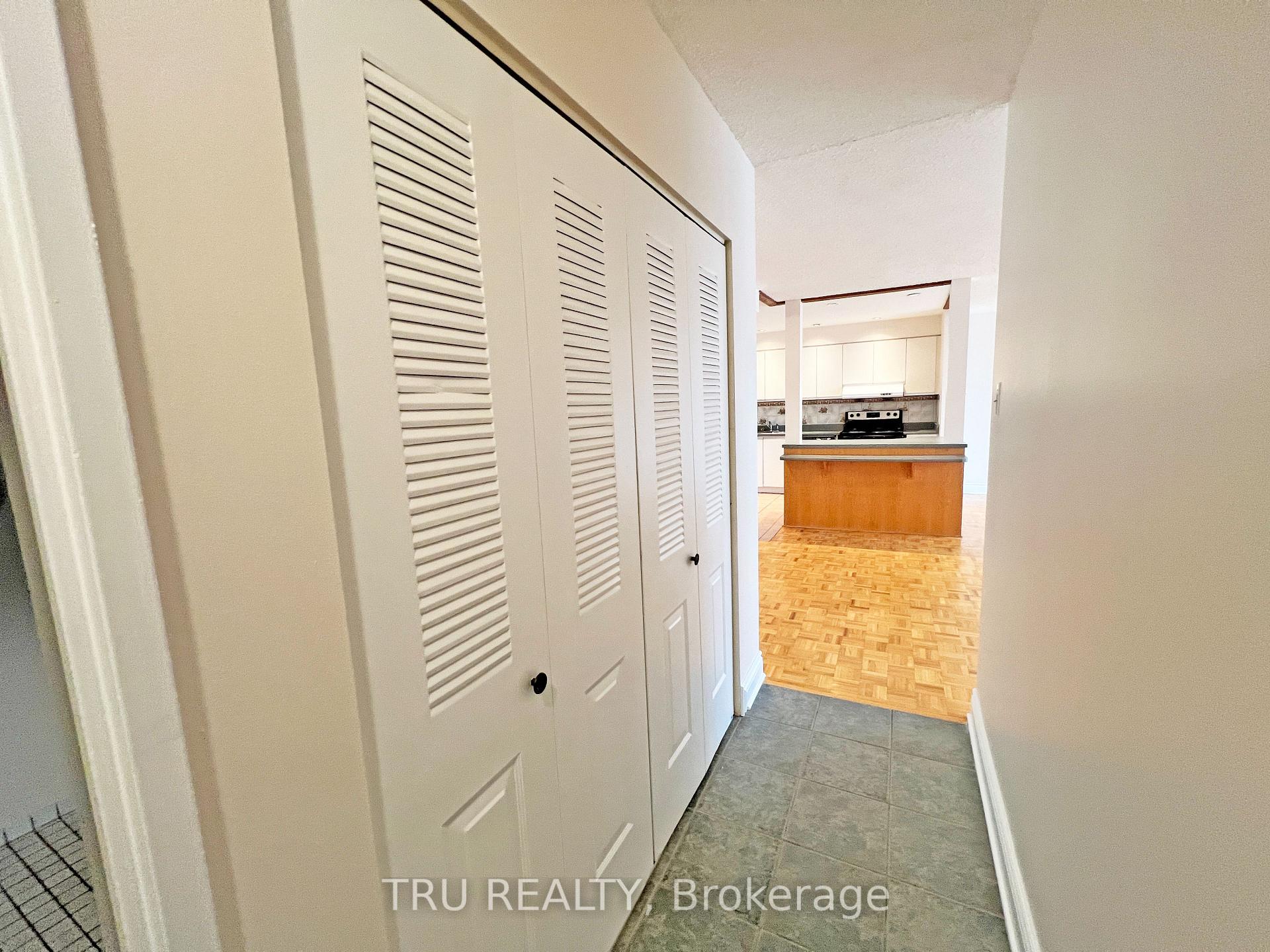 Photo 17 of Unit 105, 2760 Carousel Crescent, Ottawa, Emerald Woods/Sawmill Creek — HOMEH
