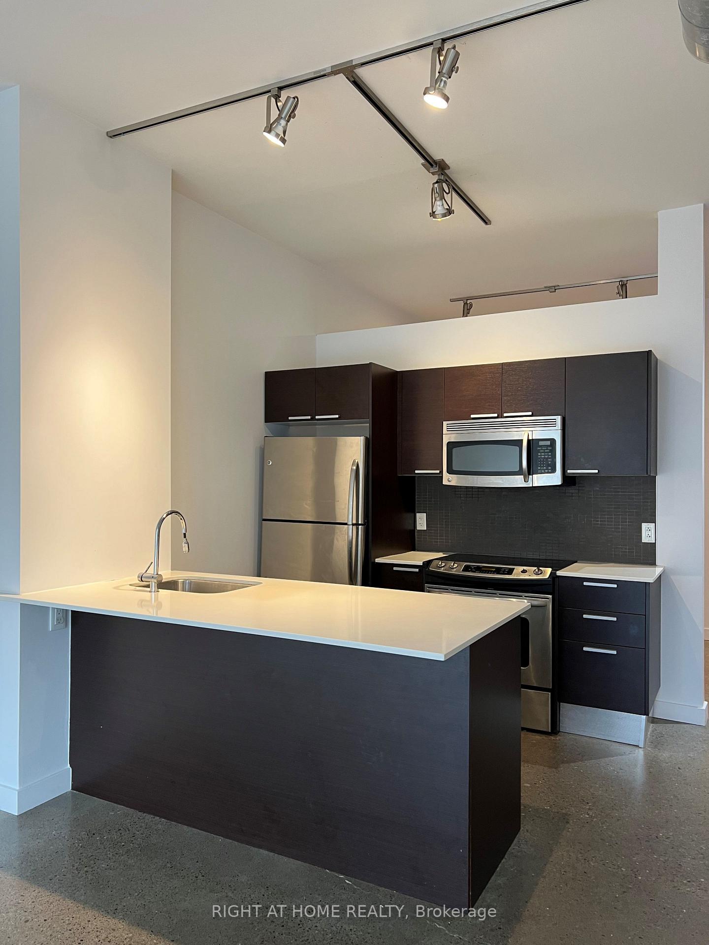 Photo 10 of Unit 408, 625 Queen Street E, Toronto, South Riverdale — HOMEH