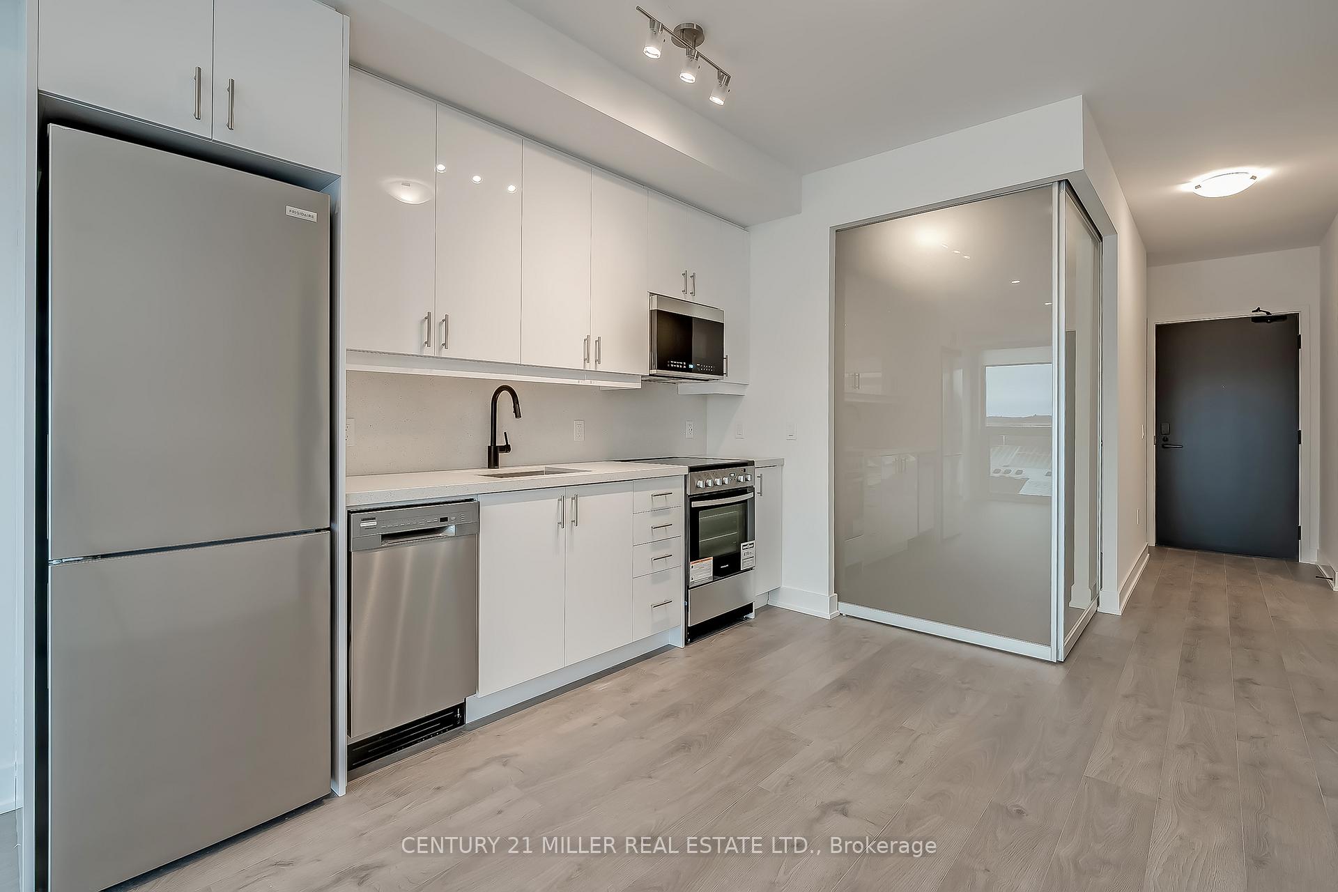Photo 5 of Unit 713, 2343 Khalsa Gate, Oakville, Westmount — HOMEH