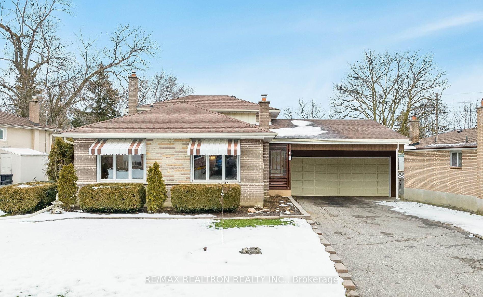 Photo 1 of 4 Kemano Road, Aurora, Aurora Heights — HOMEH
